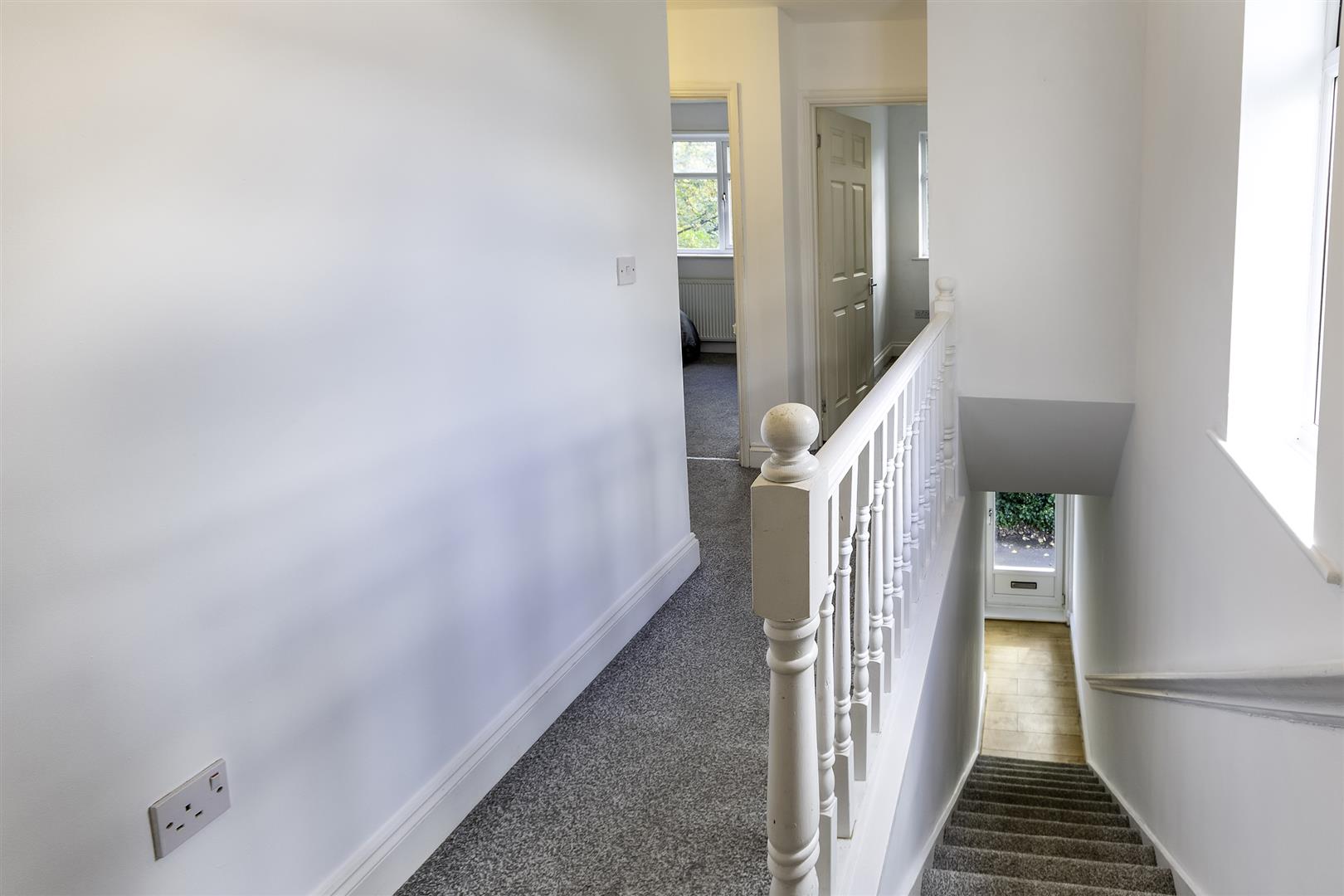31, Hill Side, Whiston, Rotherham, S60 4HL