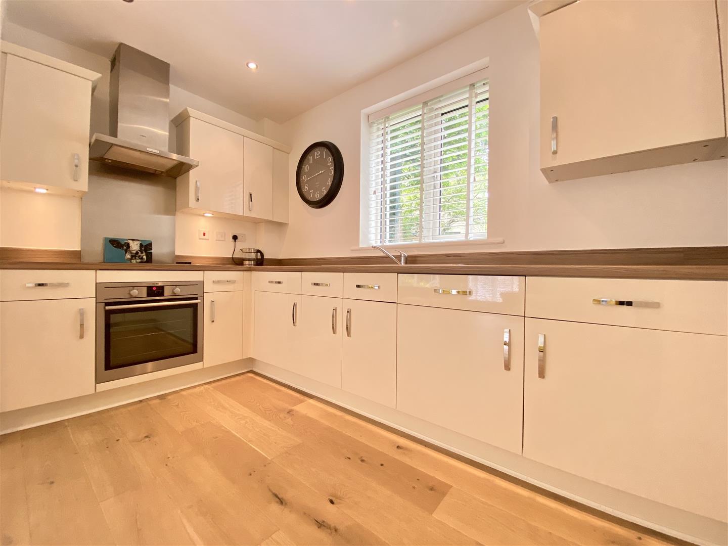 4 Wheeta House, Elm Gardens, Sheffield, S10 5AB