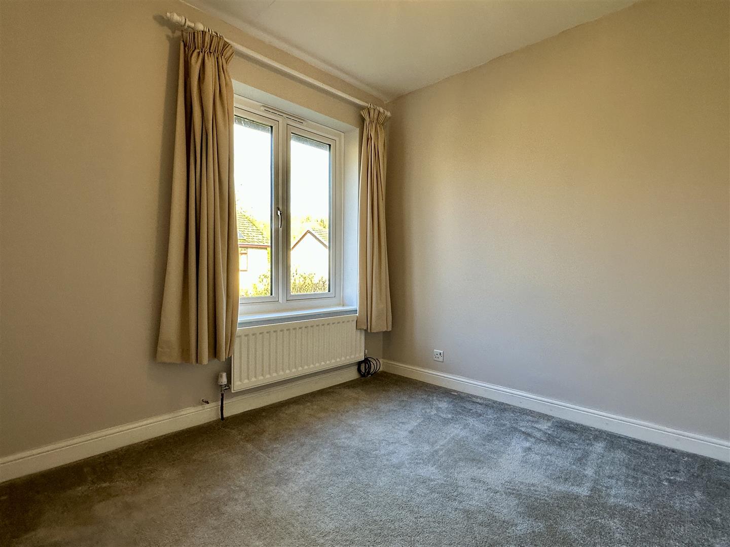 24, Brookfields, Calver, S32 3XB