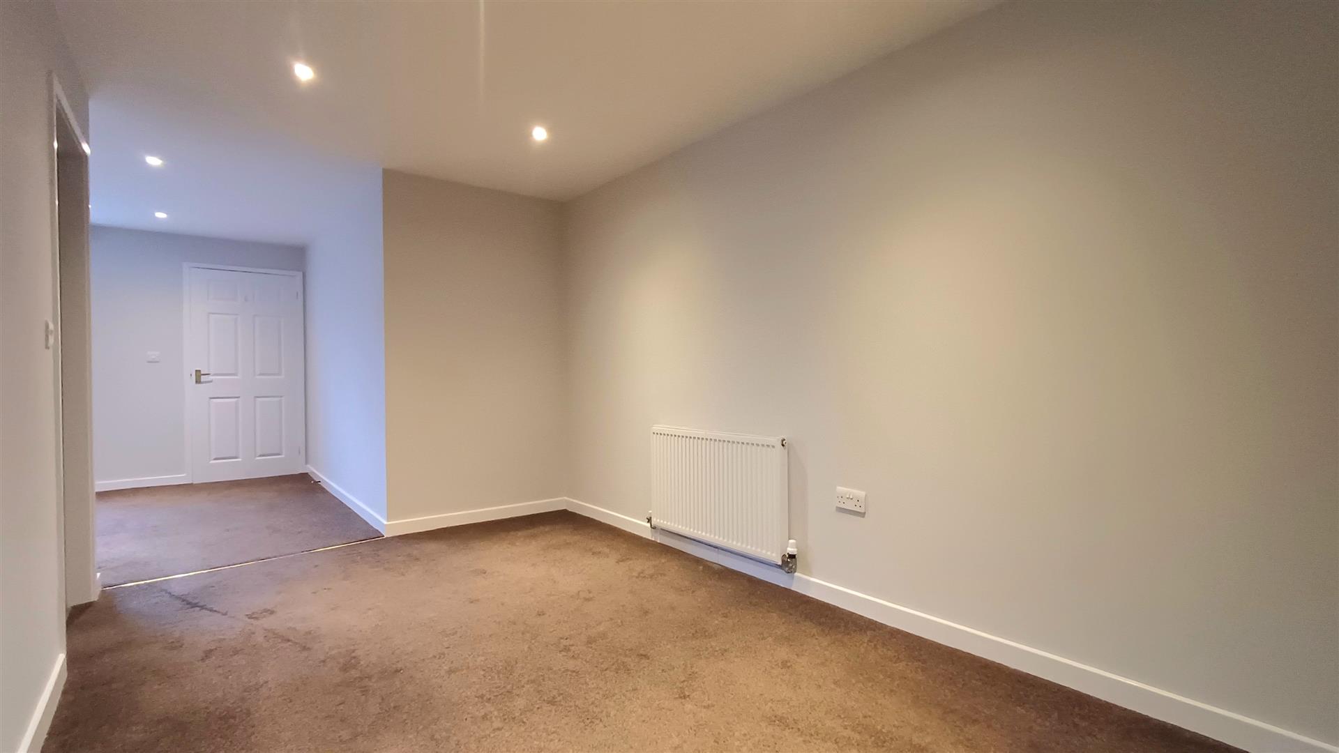 7a, Poplar Road, Dunscroft, DN7 4AW
