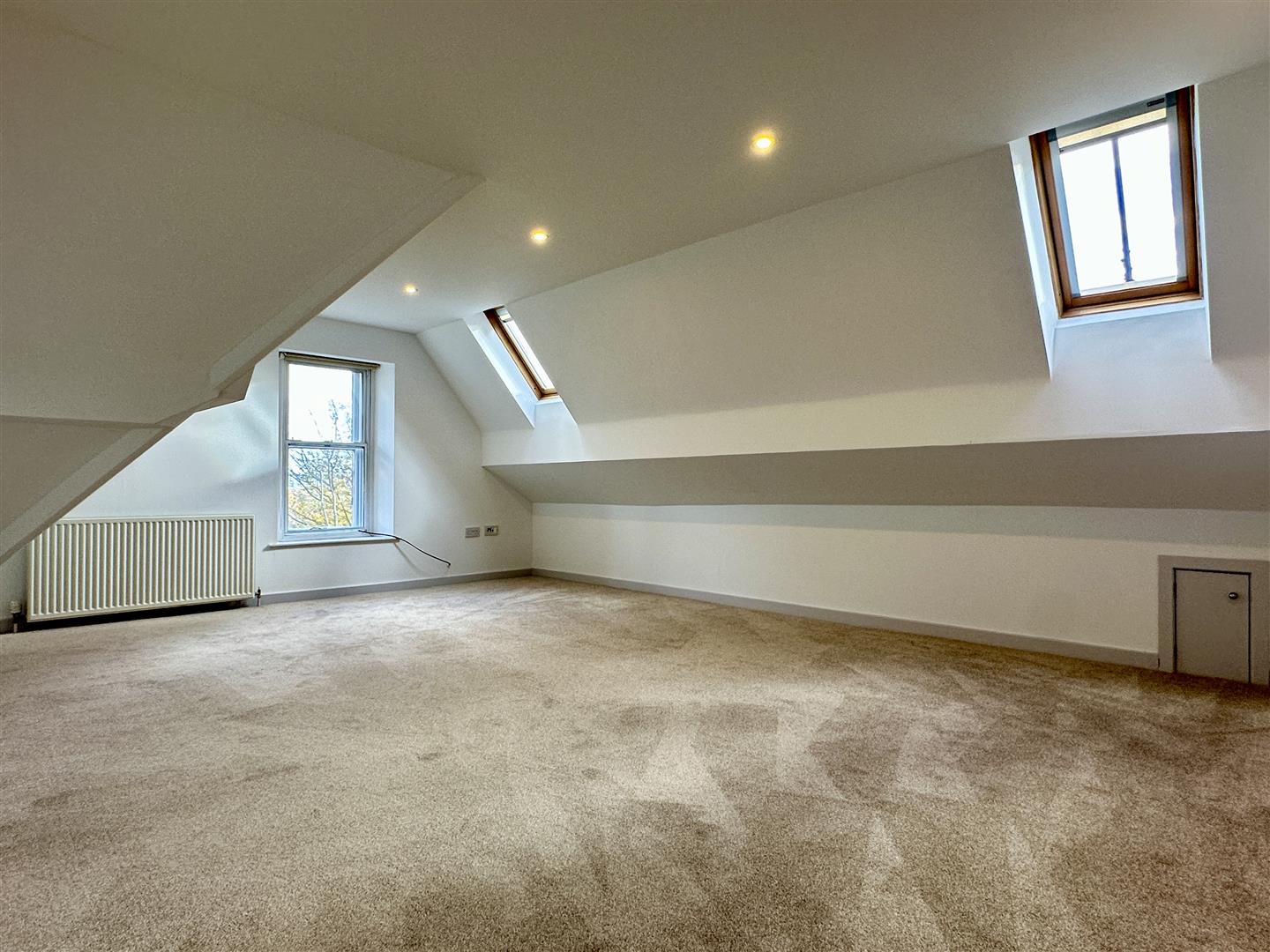 Apt 3, Beeches House, 131E, Psalter Lane, Nether Edge, Sheffield, S11 8UX