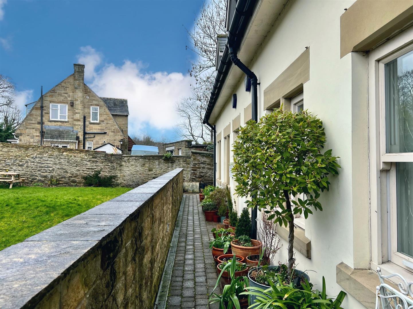 Apartment 2d Beech Tree Mews, 131, Psalter Lane, Sheffield, S11 8UX