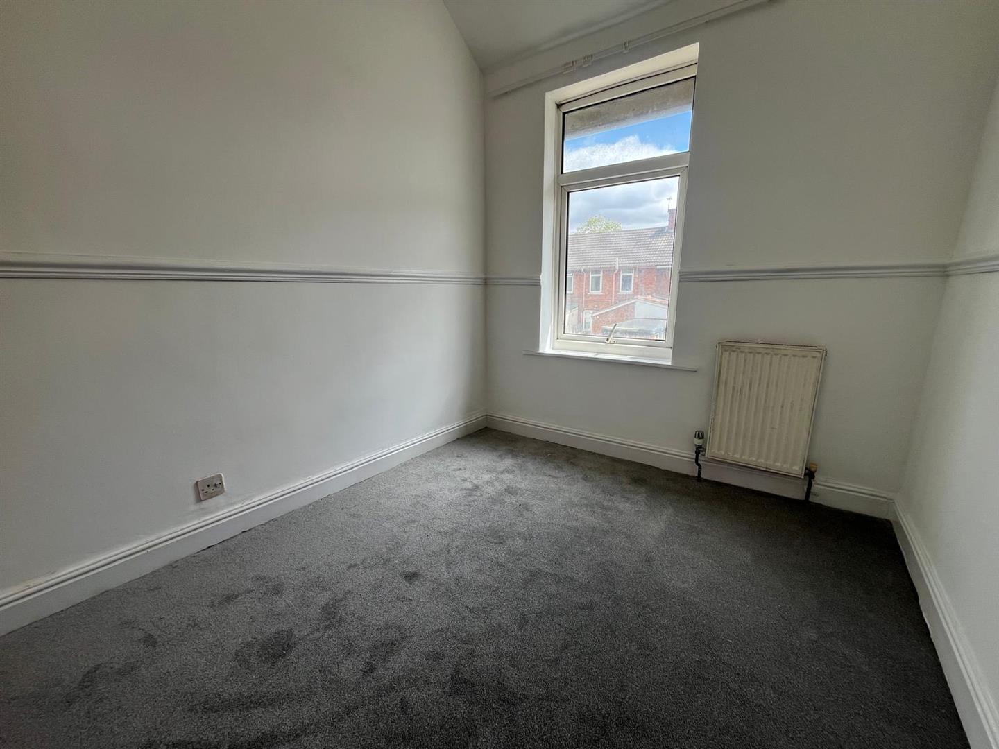 15, Beech Grove, Bentley, DN5 0DG