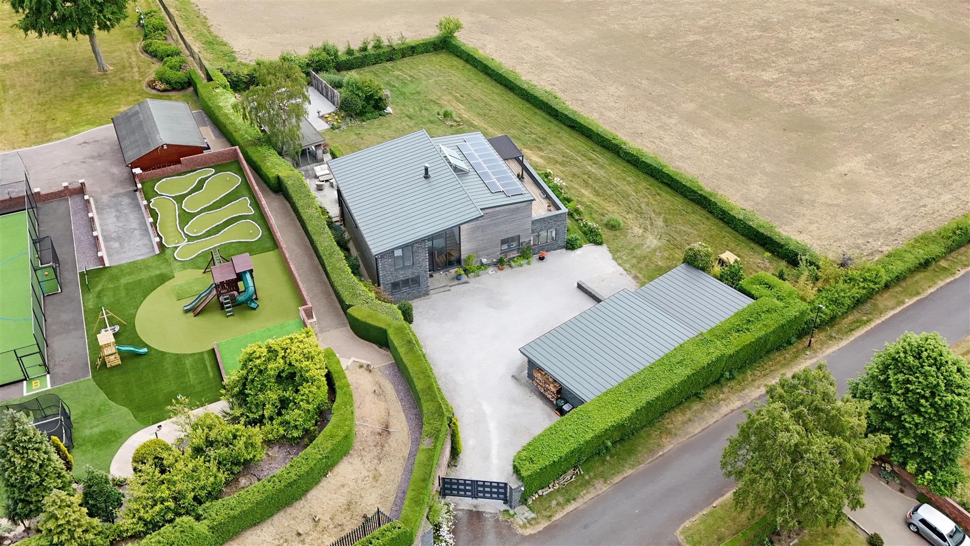Rowan, Sledgate Lane, Wickersley, Rotherham, S66 1AN