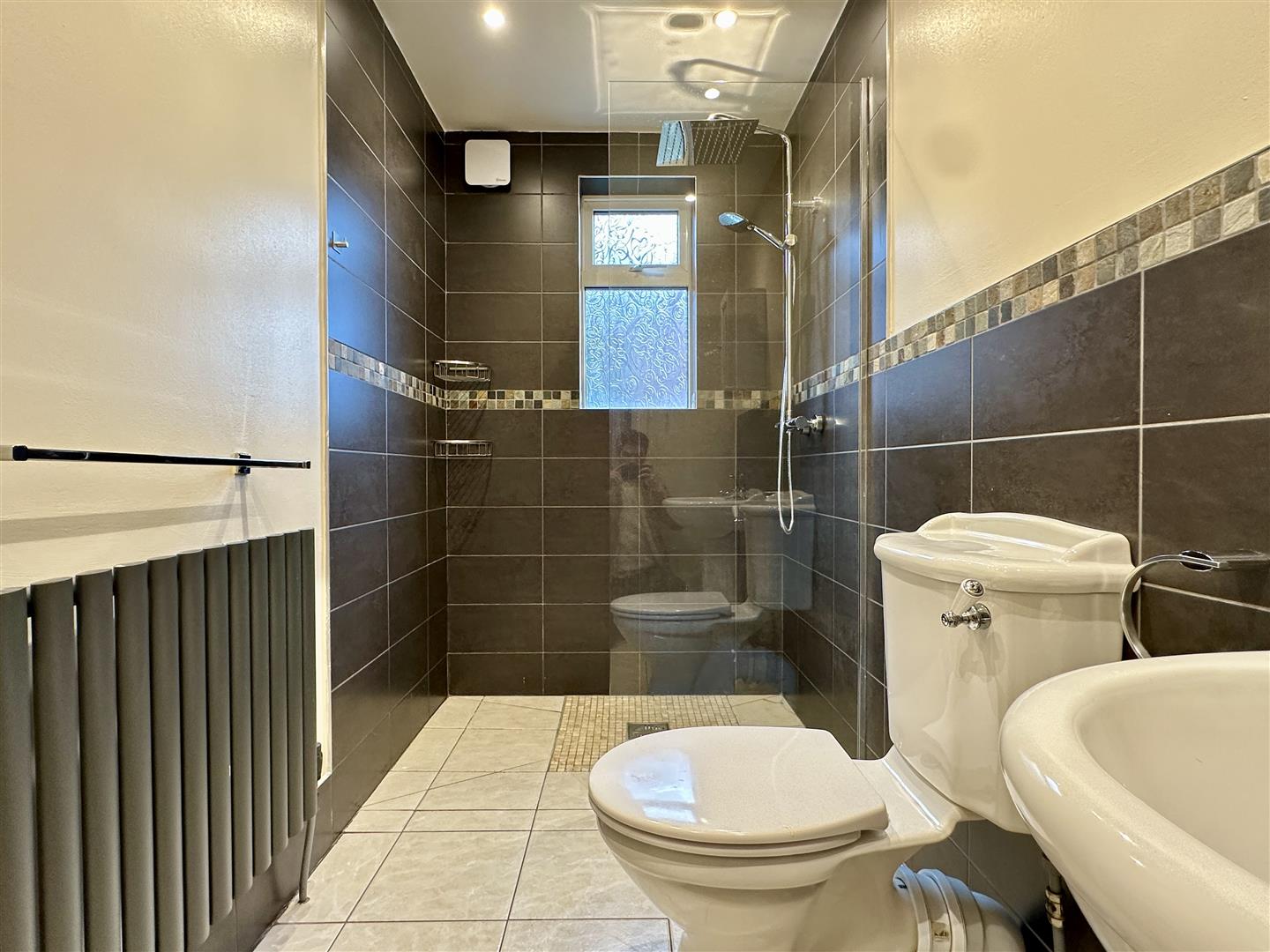 32, Spurr Street, Sheffield, S2 3GY