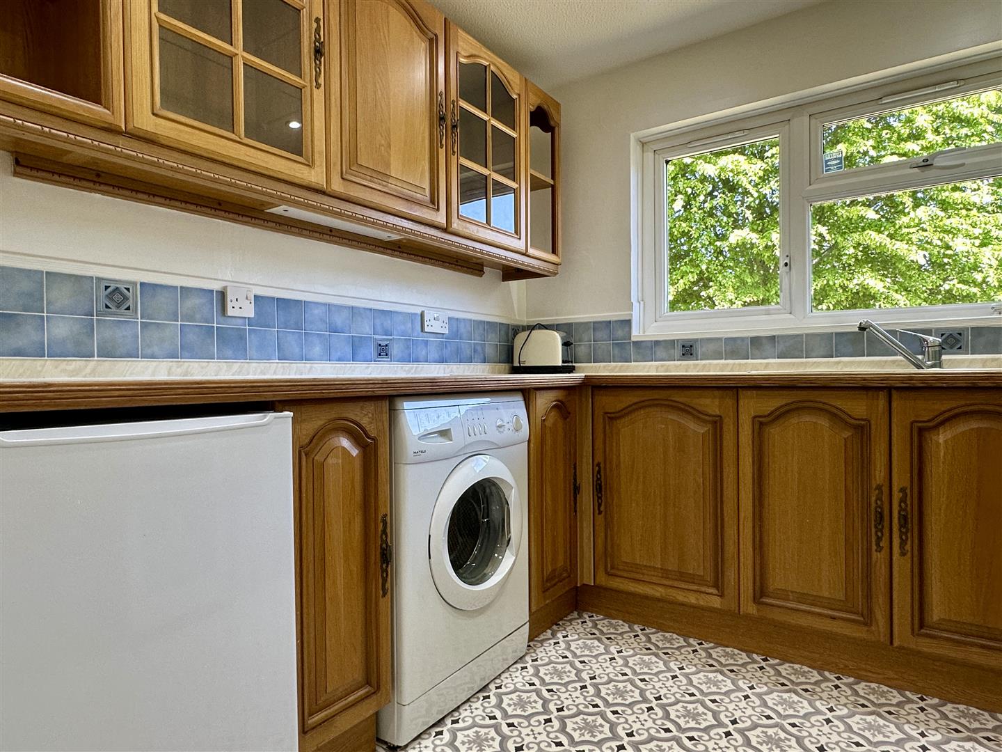 27, The Crofts, Hathersage, Hope Valley, S32 1DG
