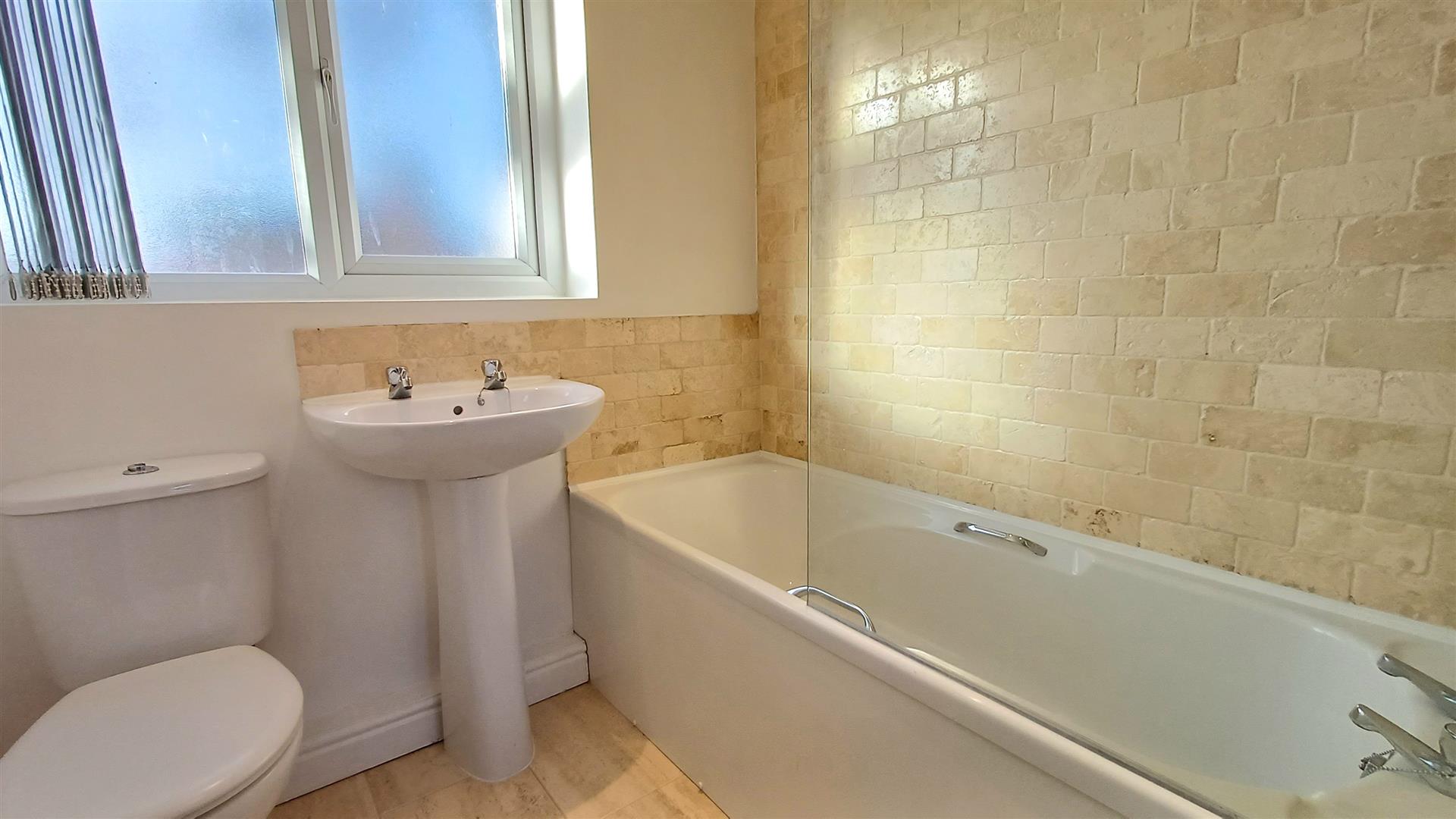 100c, King Edward Road, Thorne, Thorne Doncaster, DN8 4BY