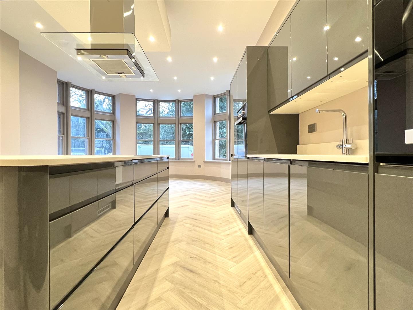 Apartment 5, Sitwell House, Horse Carriage Lane, Moorgate, Rotherham, S60 3FP
