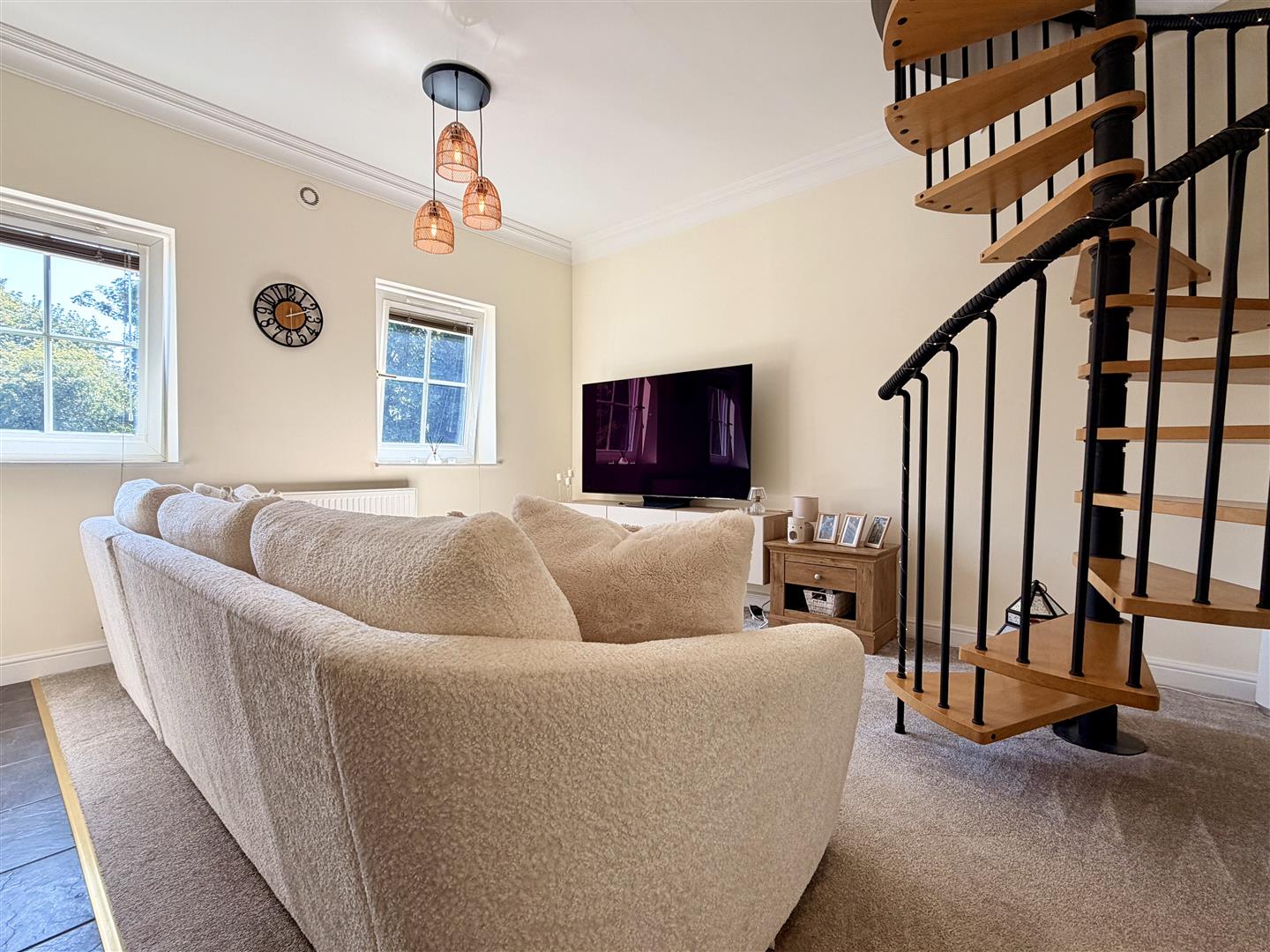 Hastings Court, Flat 8, 250 Bawtry Road, Wickersley, Rotherham, S66 1JY