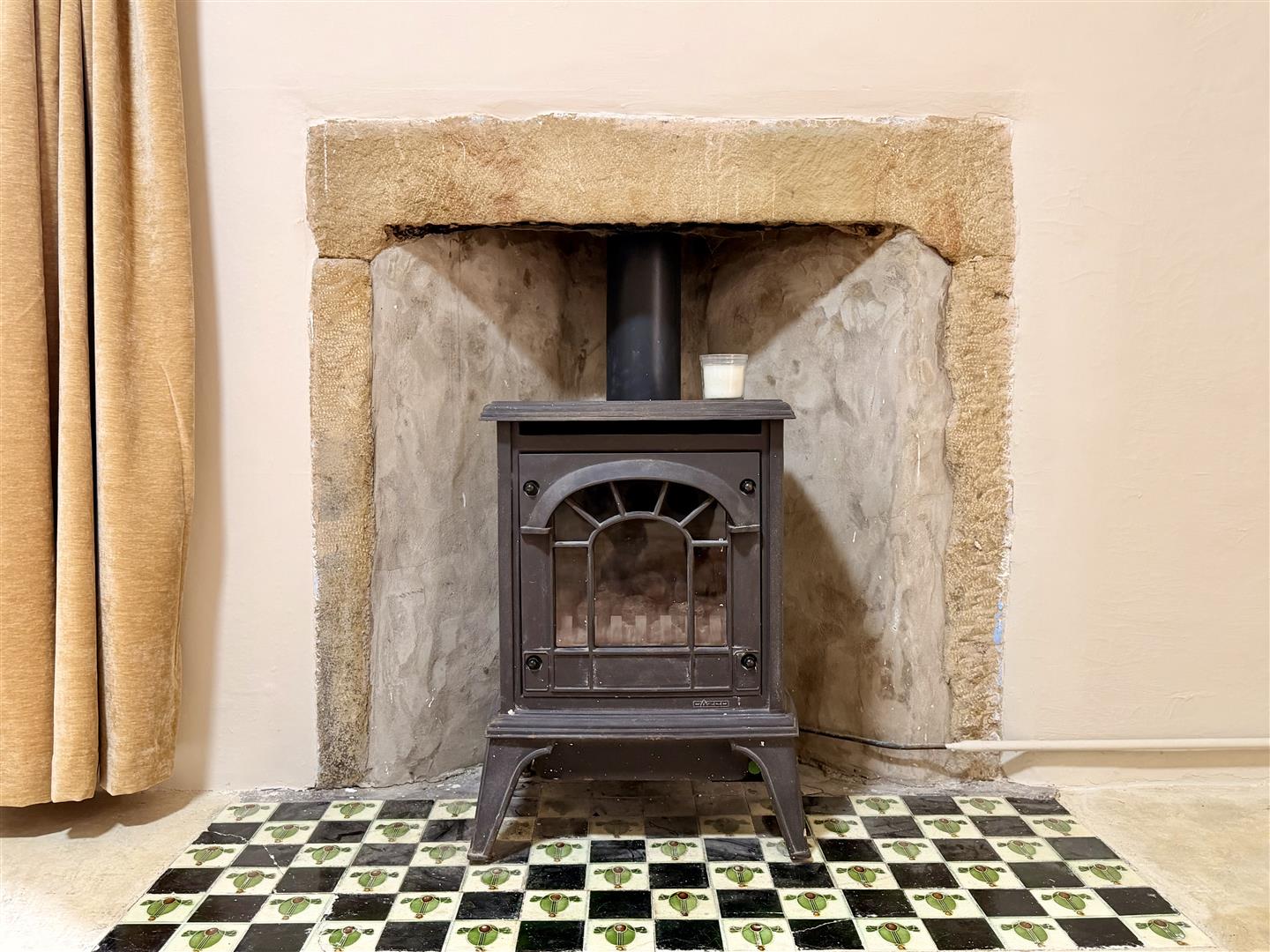 Madeira House, Commercial Road, Tideswell, Buxton, SK17 8NU