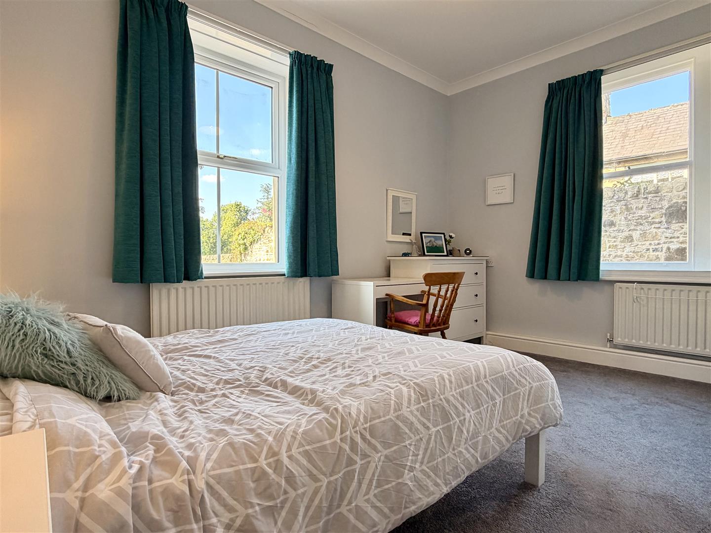 1 Talbot Court, Church Street, Eyam, Hope Valley, S32 5QH
