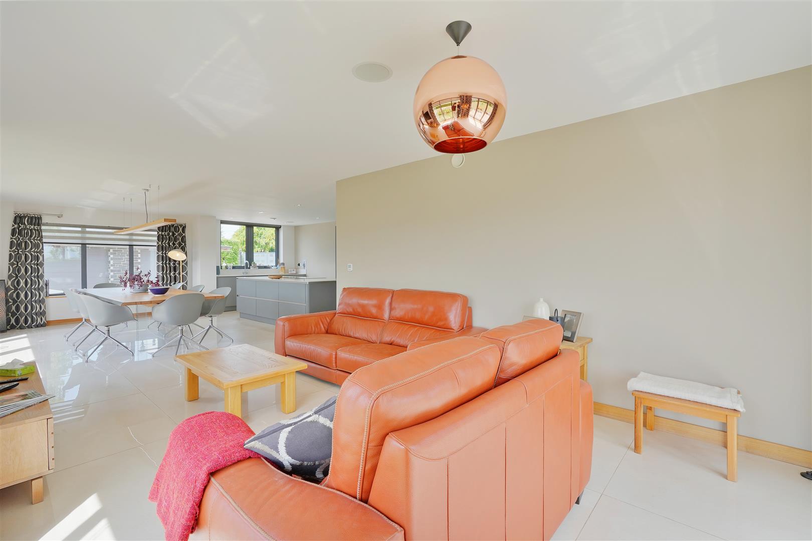 Rowan, Sledgate Lane, Wickersley, Rotherham, S66 1AN