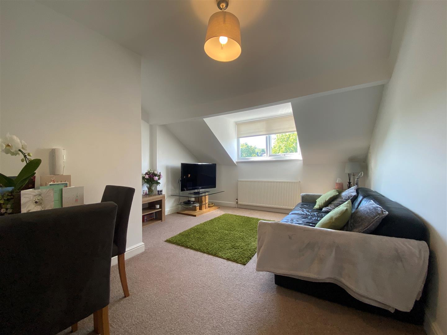 Flat C, 48, Westbourne Road, Broomhill, Sheffield, S10 2QQ