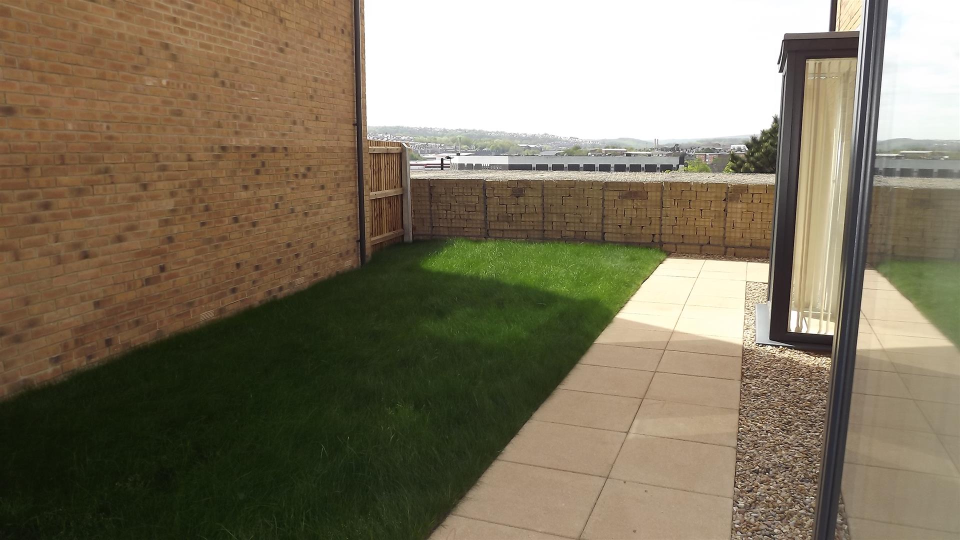33, Castle Croft Drive, Sheffield, S2 2BZ