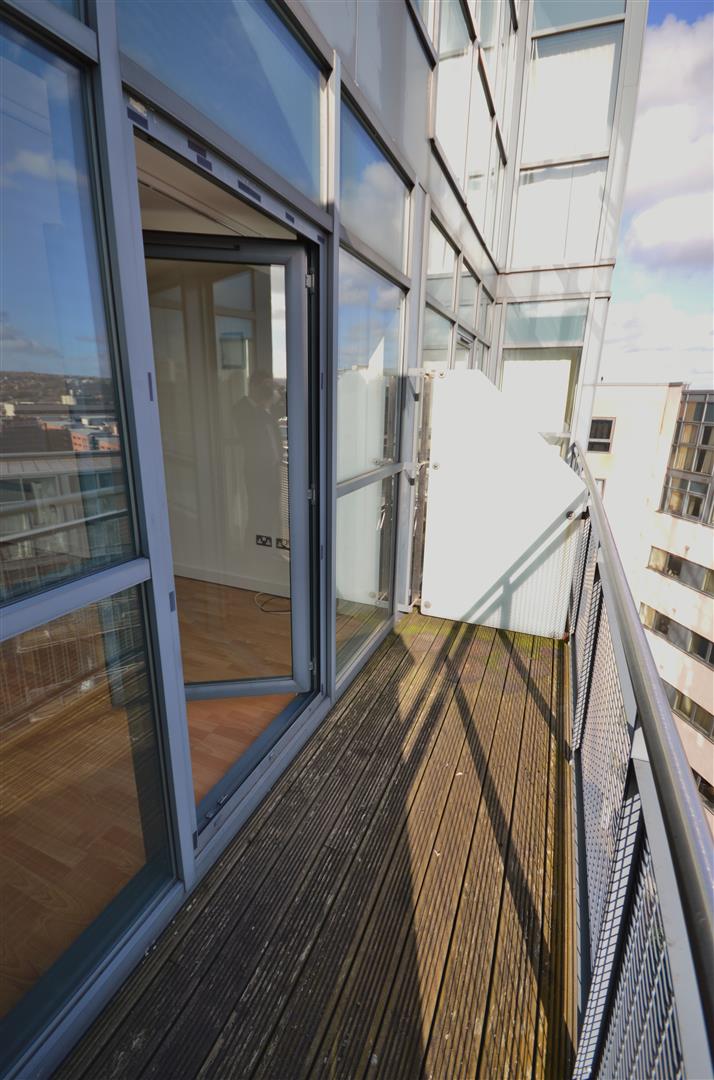 701 Aspect, West One, 17, Cavendish Street, Sheffield, S3 7SS
