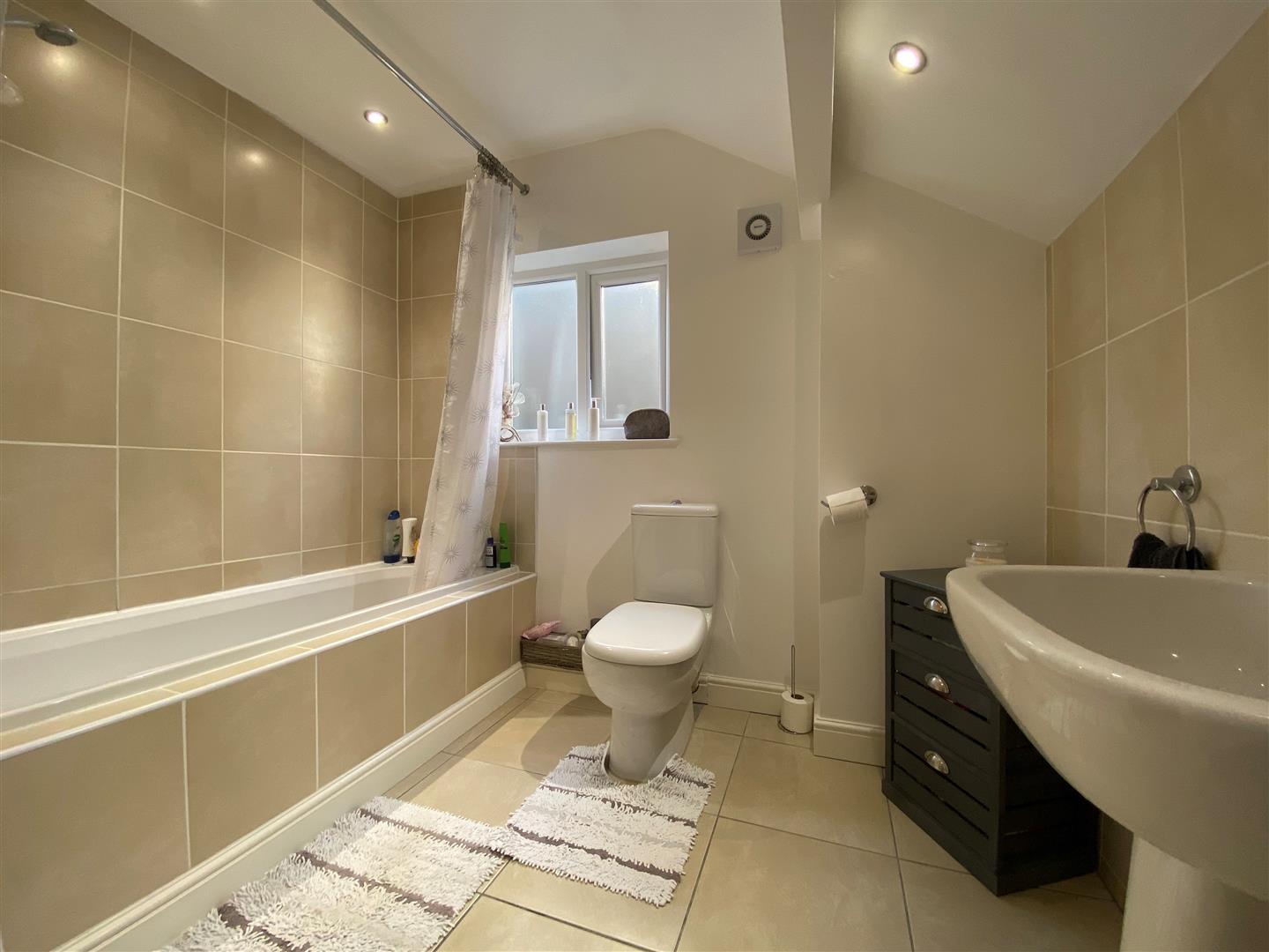 Flat C, 48, Westbourne Road, Broomhill, Sheffield, S10 2QQ