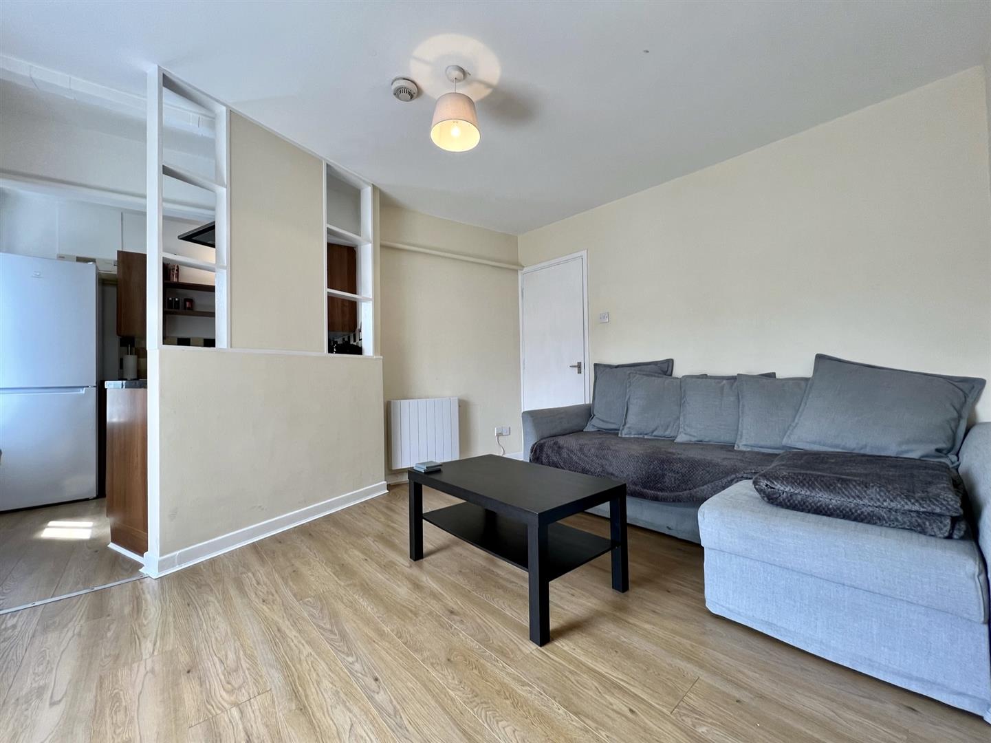 3A Buxton Road, Buxton Road, Bakewell, DE45 1DA
