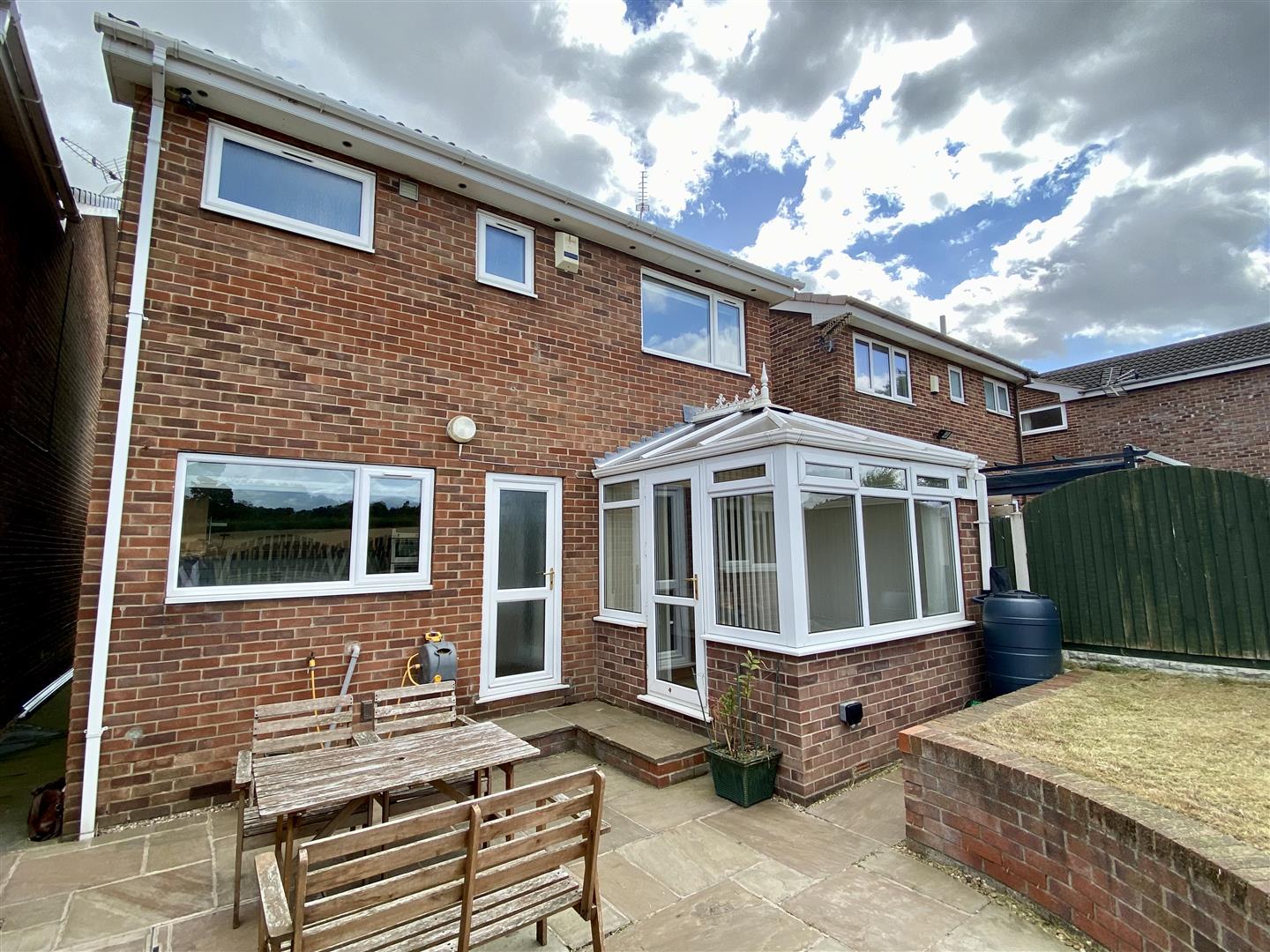 42, Saffron Crescent, Tickhill, Doncaster, DN11 9RU