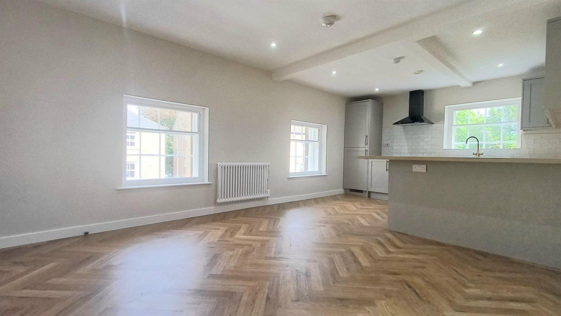 Flat 2, 36, Matlock Street, Bakewell, DE45 1EE