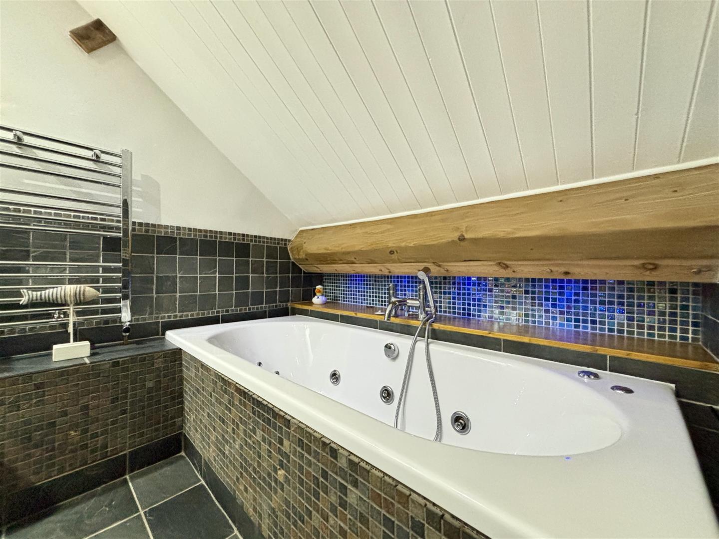 Corner Cottage, The Nook, Stoney Middleton, Hope Valley, S32 4TU
