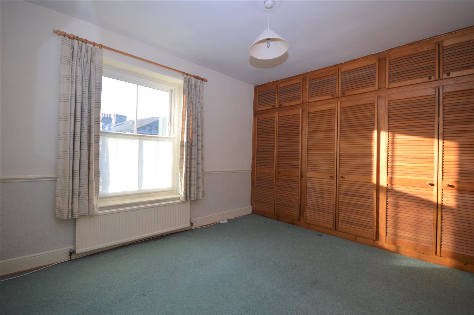 48, Newbould Lane, Broomhill, Sheffield, S10 2PL