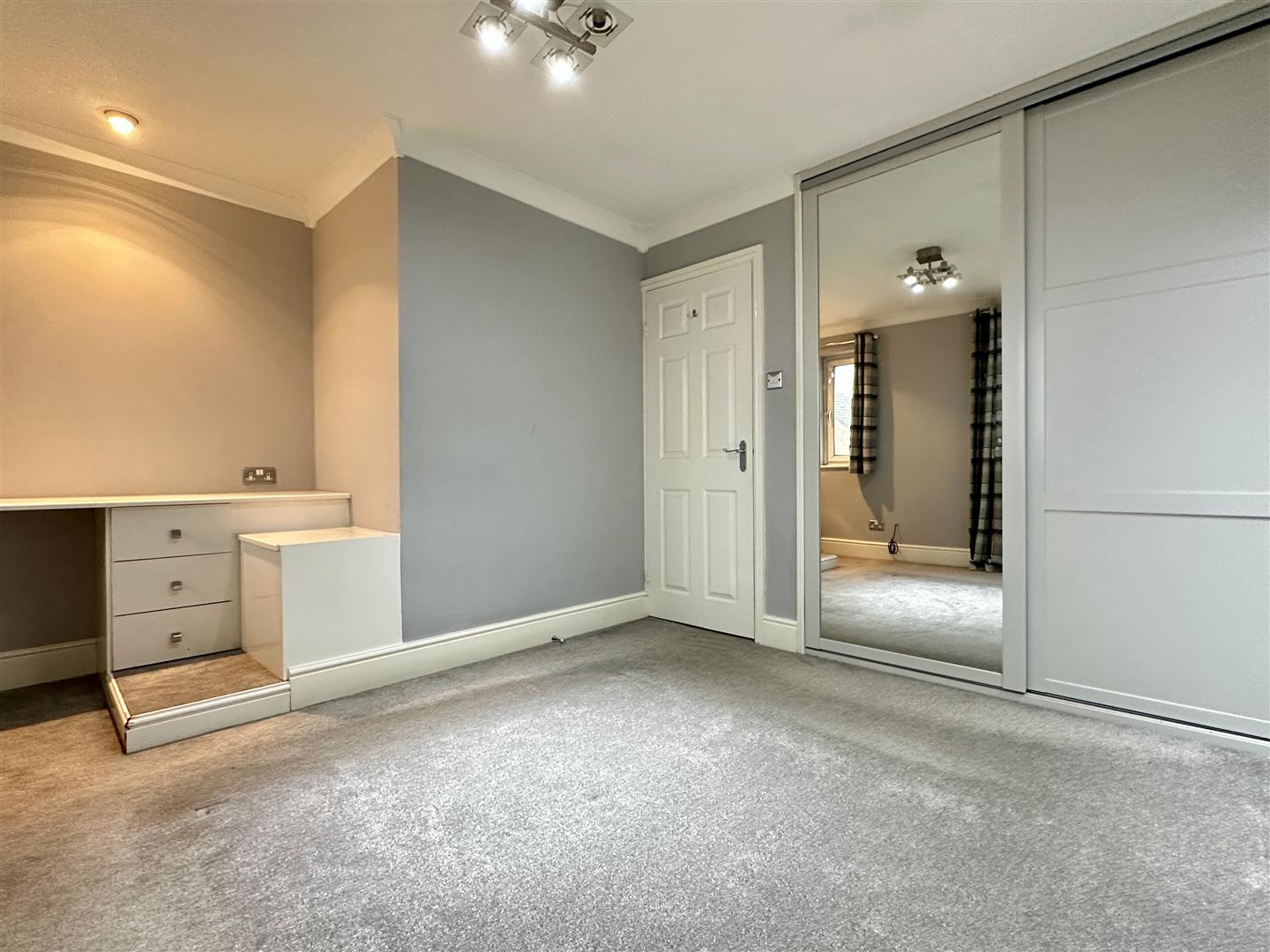 11, Trent Close, Edlington, Doncaster, DN12 1SG