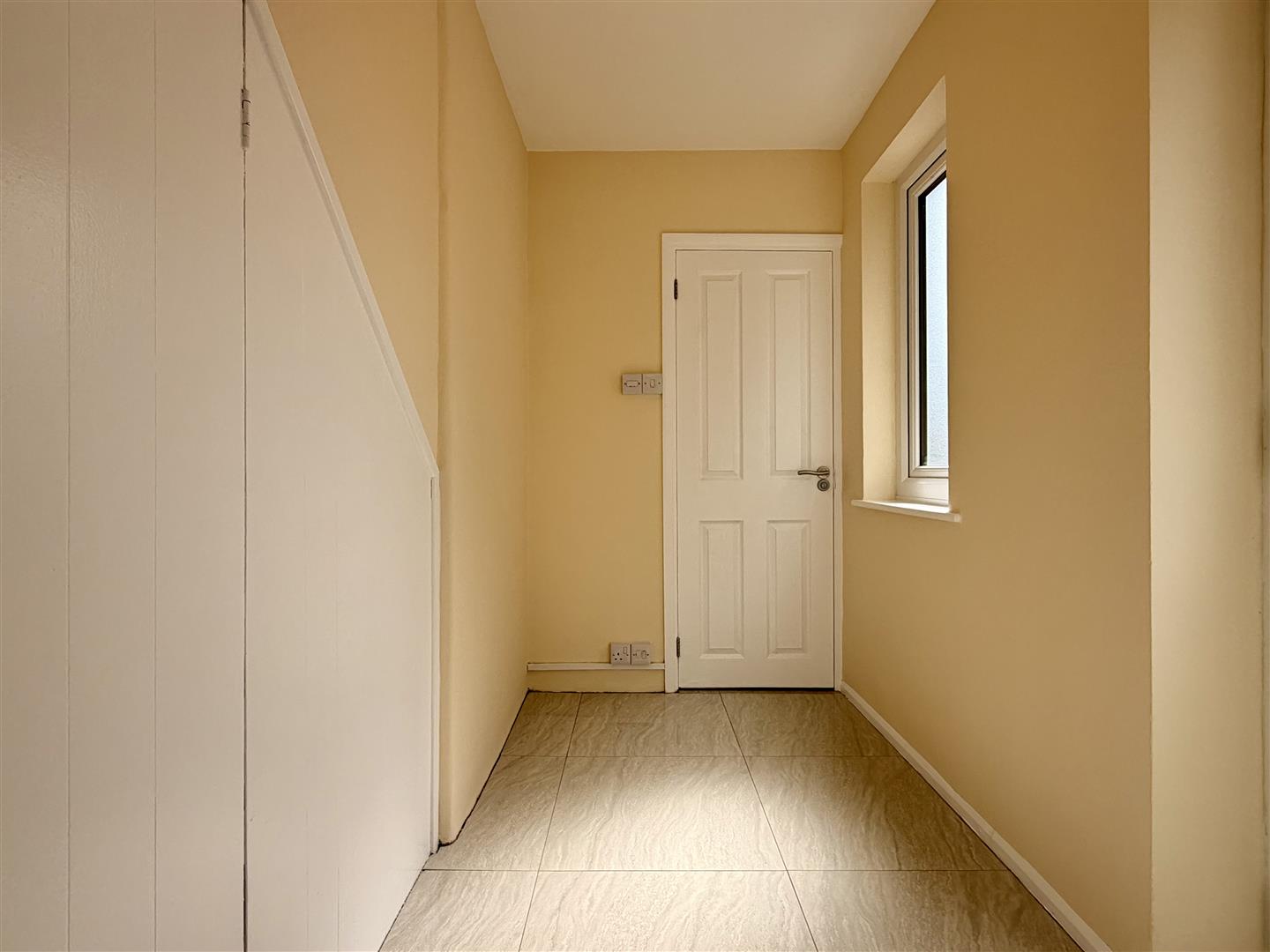 25, Vine Road, Tickhill, DN11 9EL