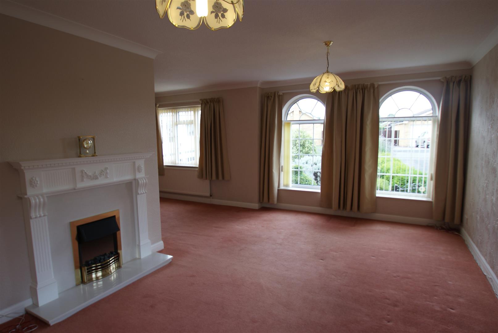 35, Meadow Drive, Tickhill, Doncaster, DN11 9ET