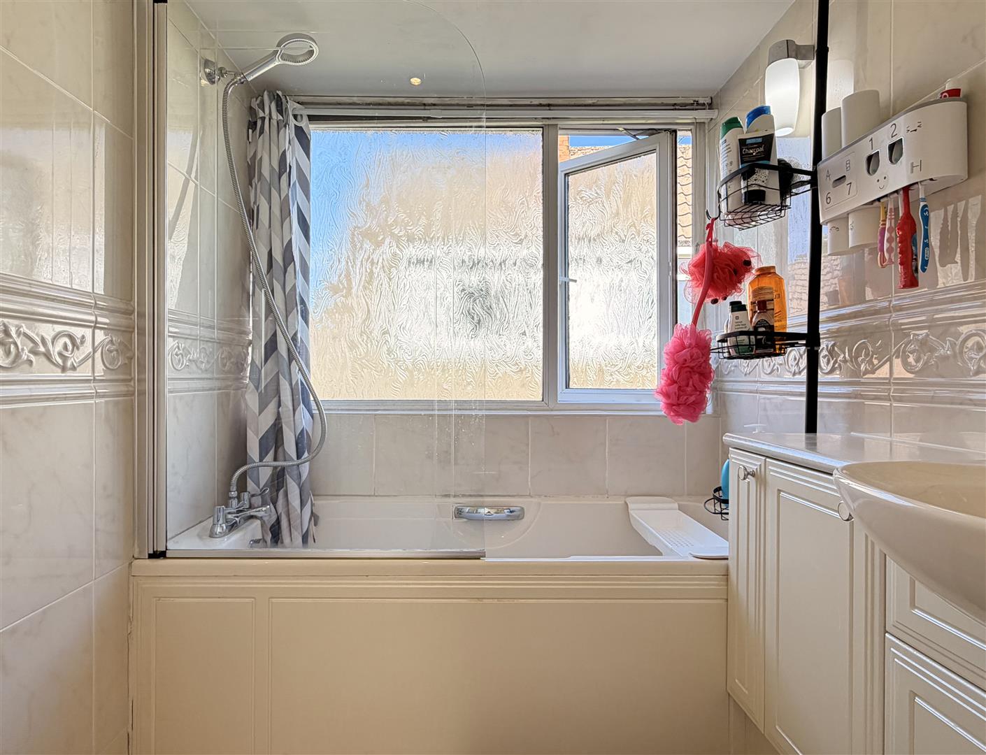 35, Devonshire Road, Dore, Sheffield, S17 3NT