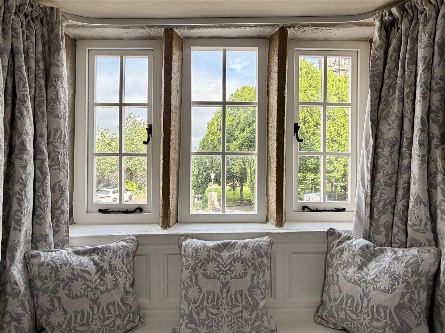 Madeira House, Commercial Road, Tideswell, Buxton, SK17 8NU