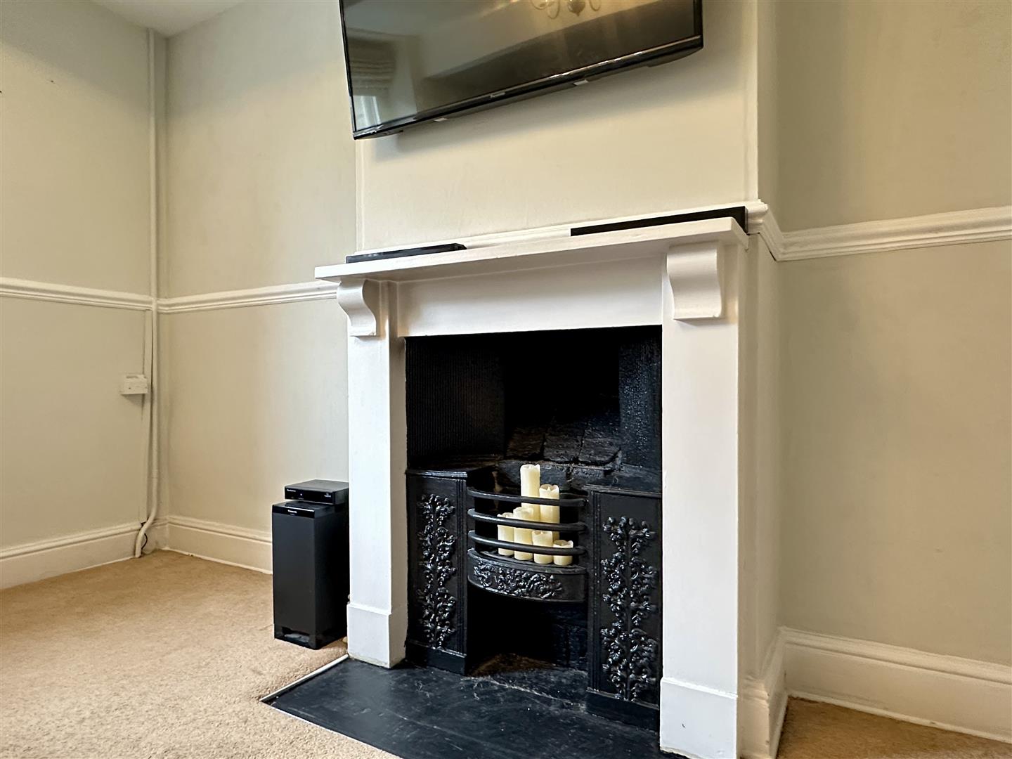 Flat 1, 7, Buxton Road, Bakewell, DE45 1DA