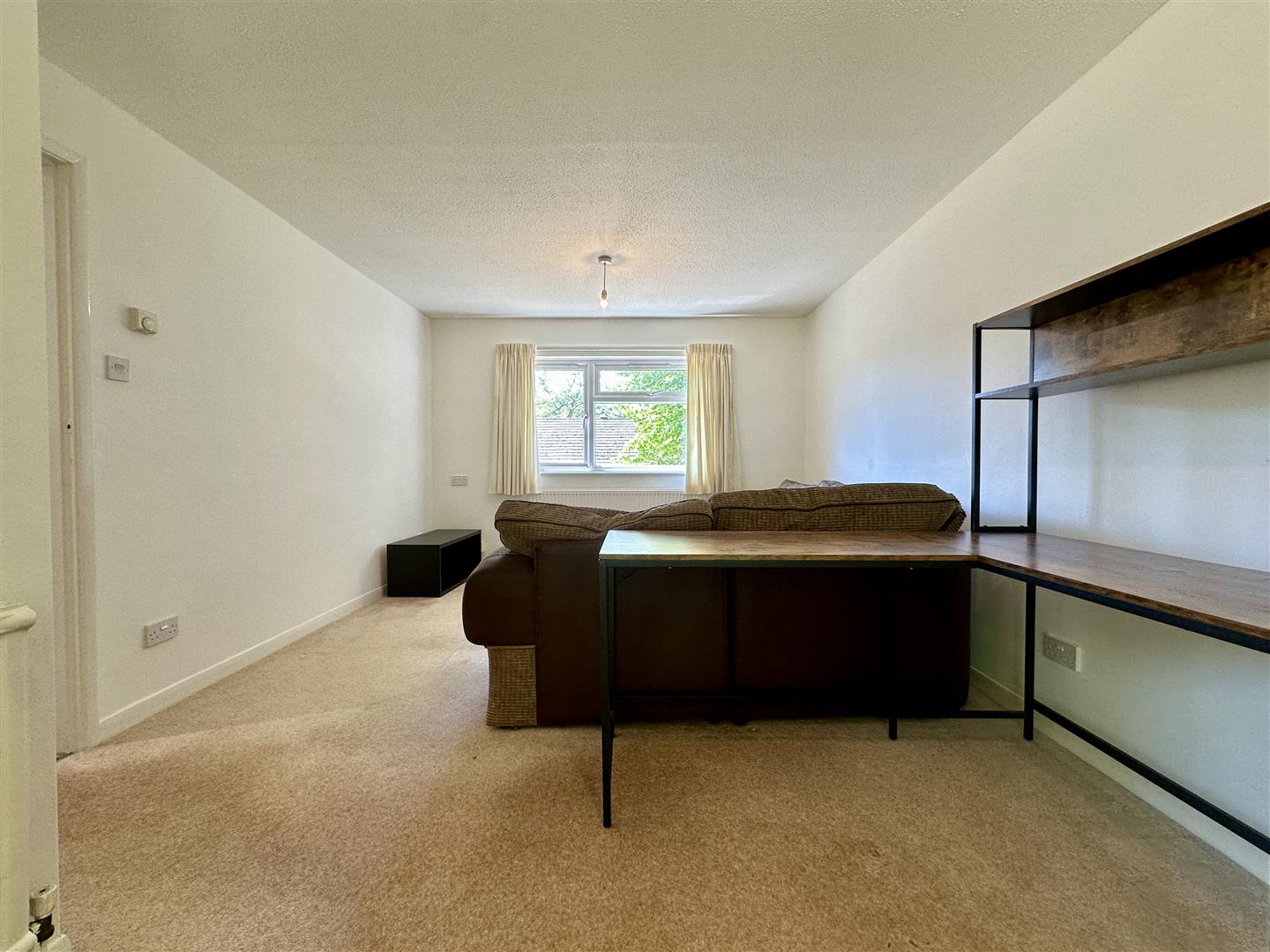 27, The Crofts, Hathersage, Hope Valley, S32 1DG