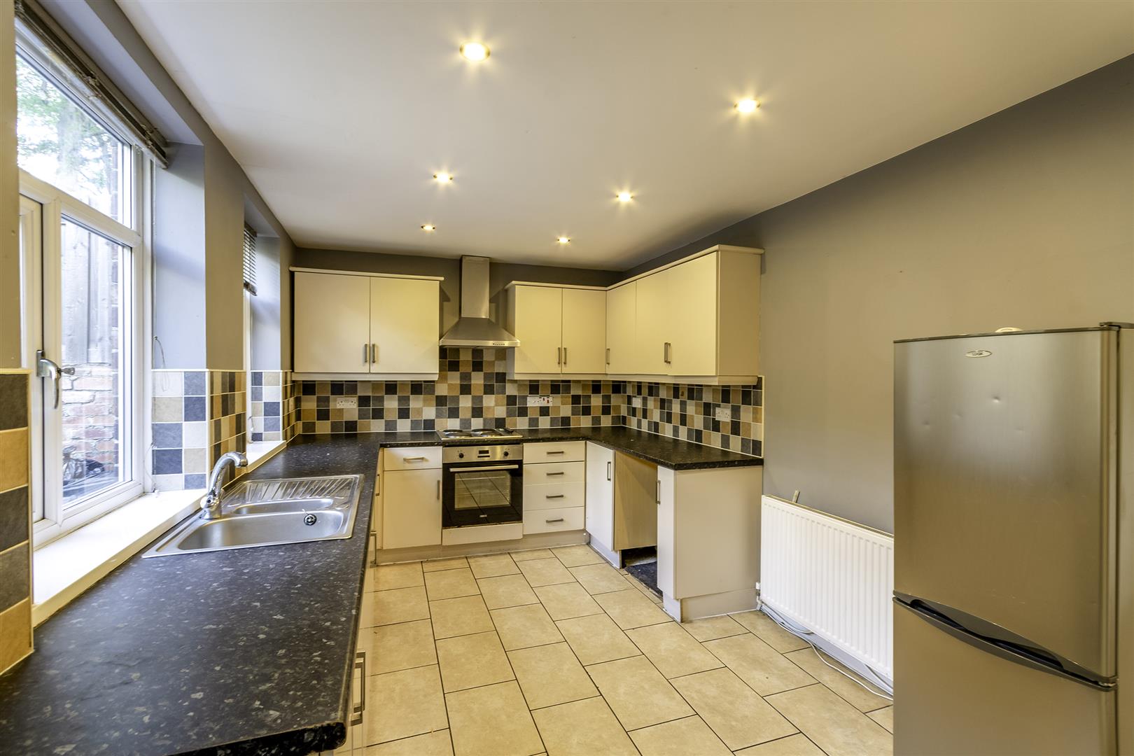 31, Hill Side, Whiston, Rotherham, S60 4HL
