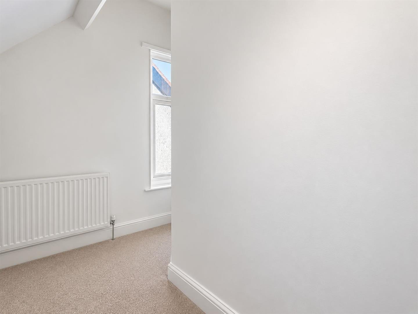 31, Castleton Road, Hope, Hope Valley, S33 6SB