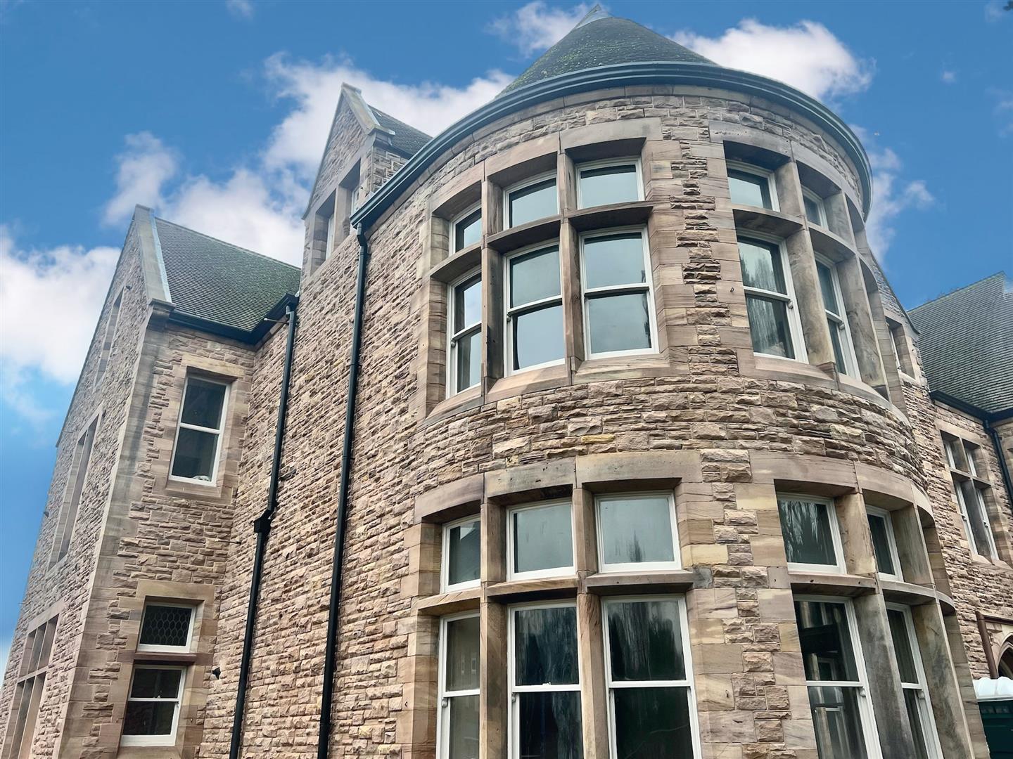 Apartment 2, Sitwell House, Horse Carriage Lane, Moorgate, Rotherham, S60 3FG