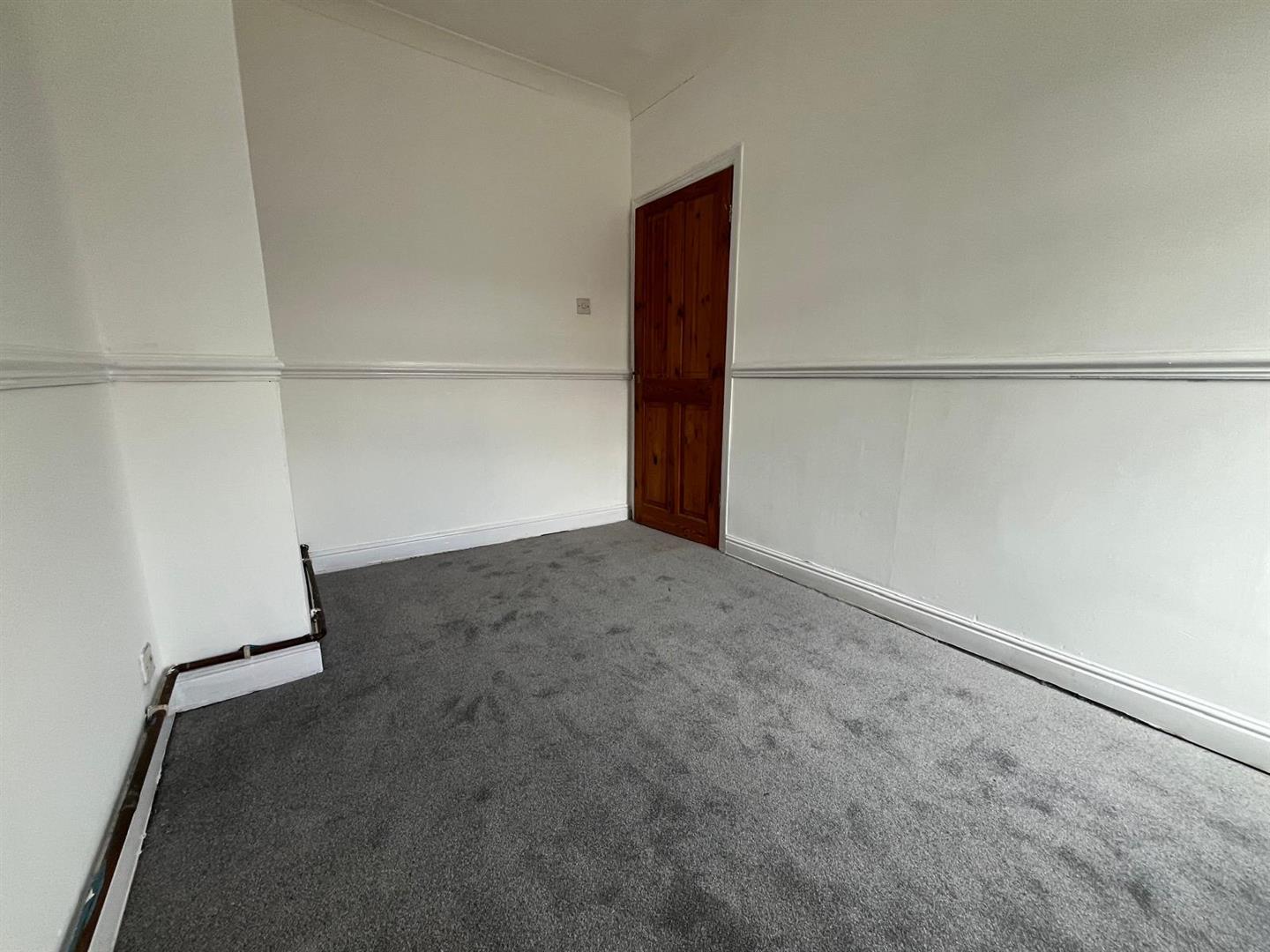 15, Beech Grove, Bentley, DN5 0DG