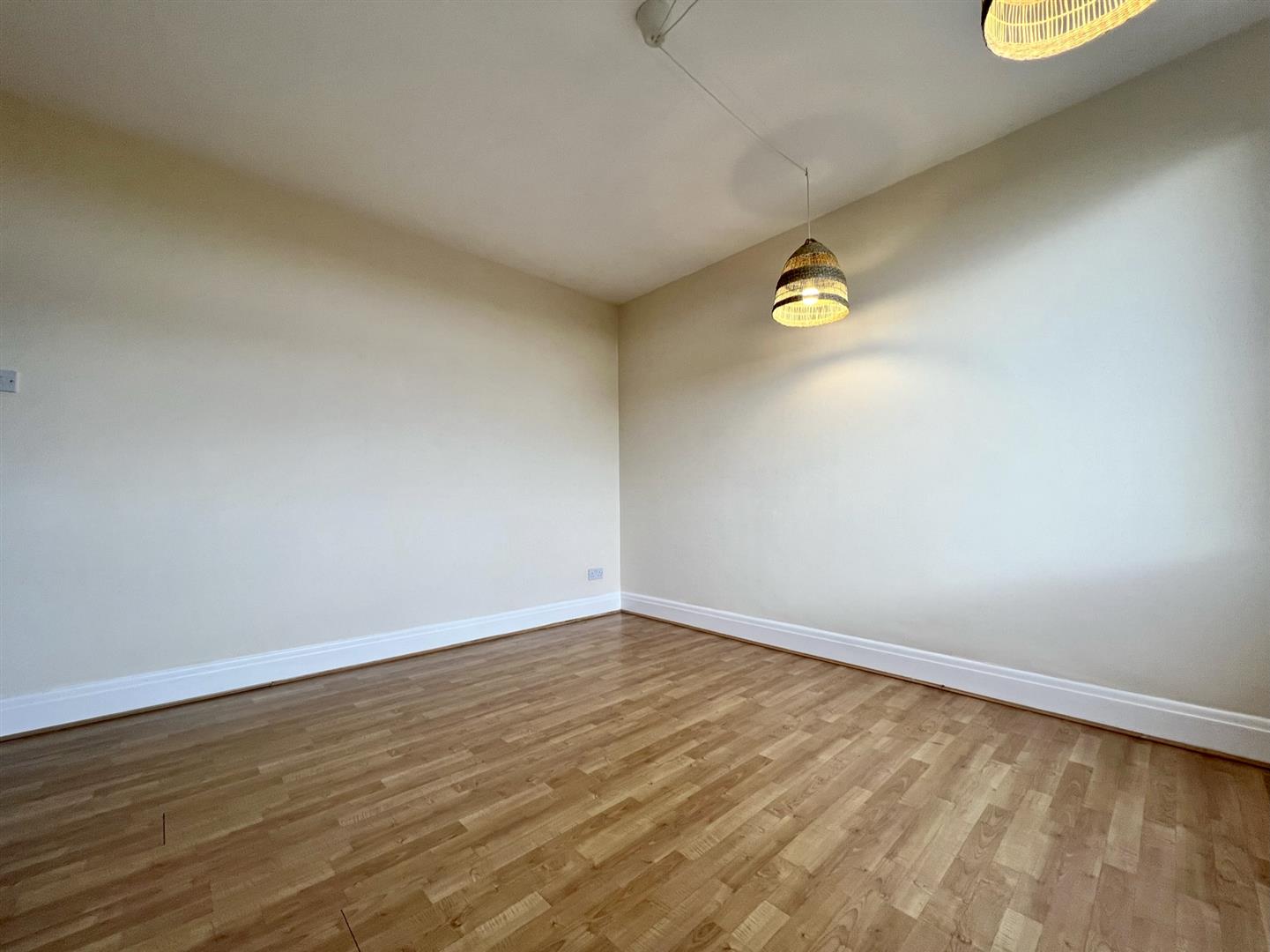 81, Dobbin Hill, Sheffield, S11 7JE