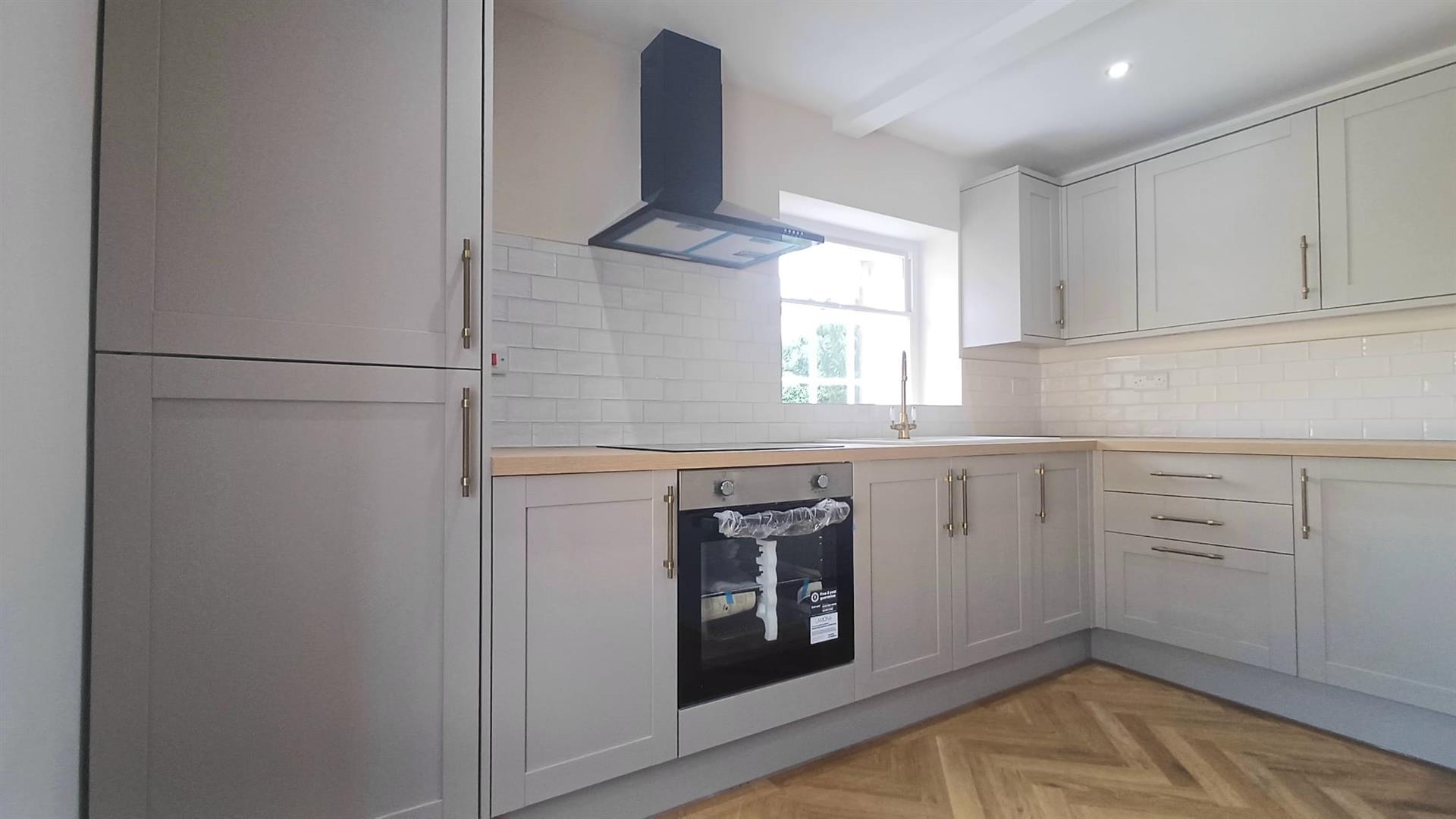 Flat 2, 36, Matlock Street, Bakewell, DE45 1EE