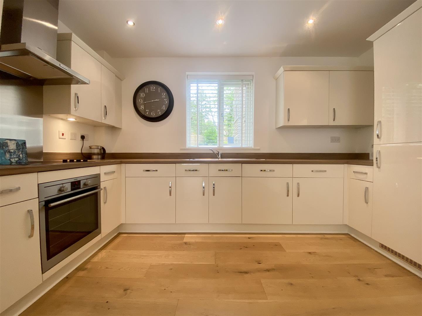 4 Wheeta House, Elm Gardens, Sheffield, S10 5AB
