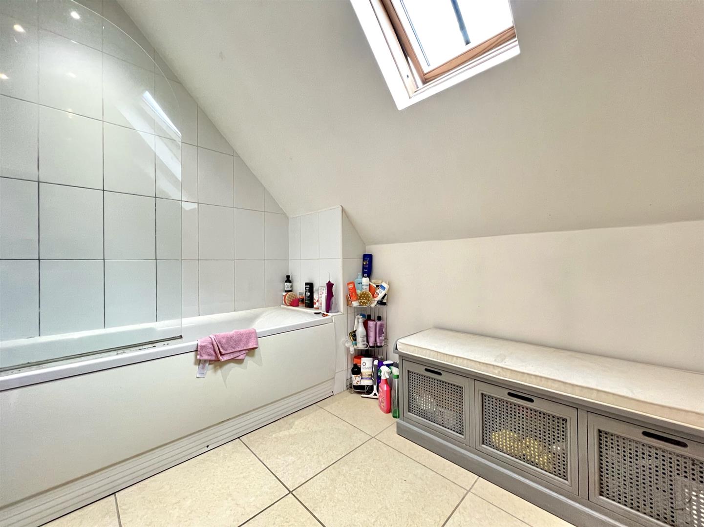 Apartment 2d Beech Tree Mews, 131, Psalter Lane, Sheffield, S11 8UX