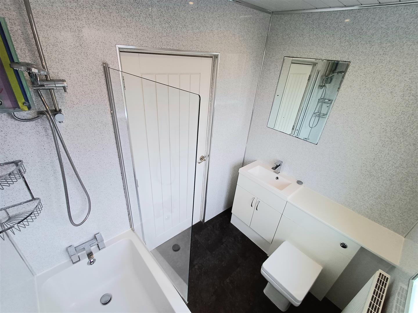 32, Eden Grove Road, Edenthorpe, Doncaster, DN3 2LL