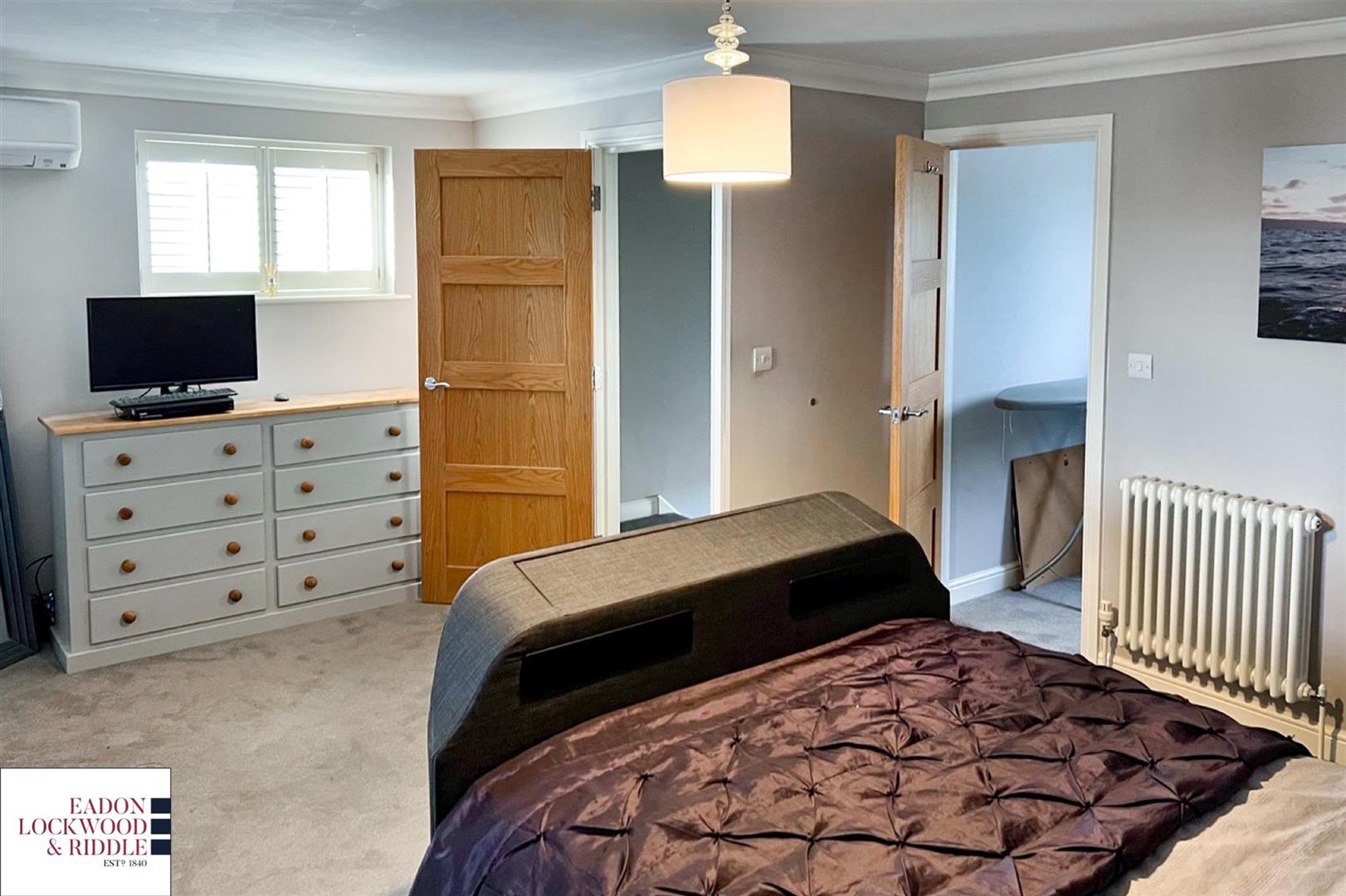 79, Orion Way, Balby, Doncaster, DN4 8AE