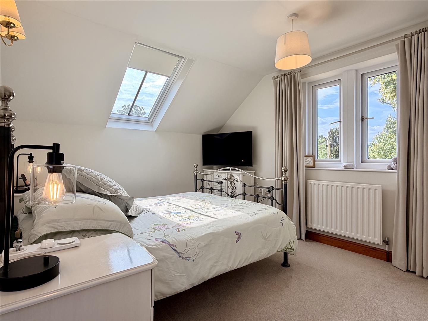 The Garden House, Coombs Road, Bakewell, DE45 1AQ