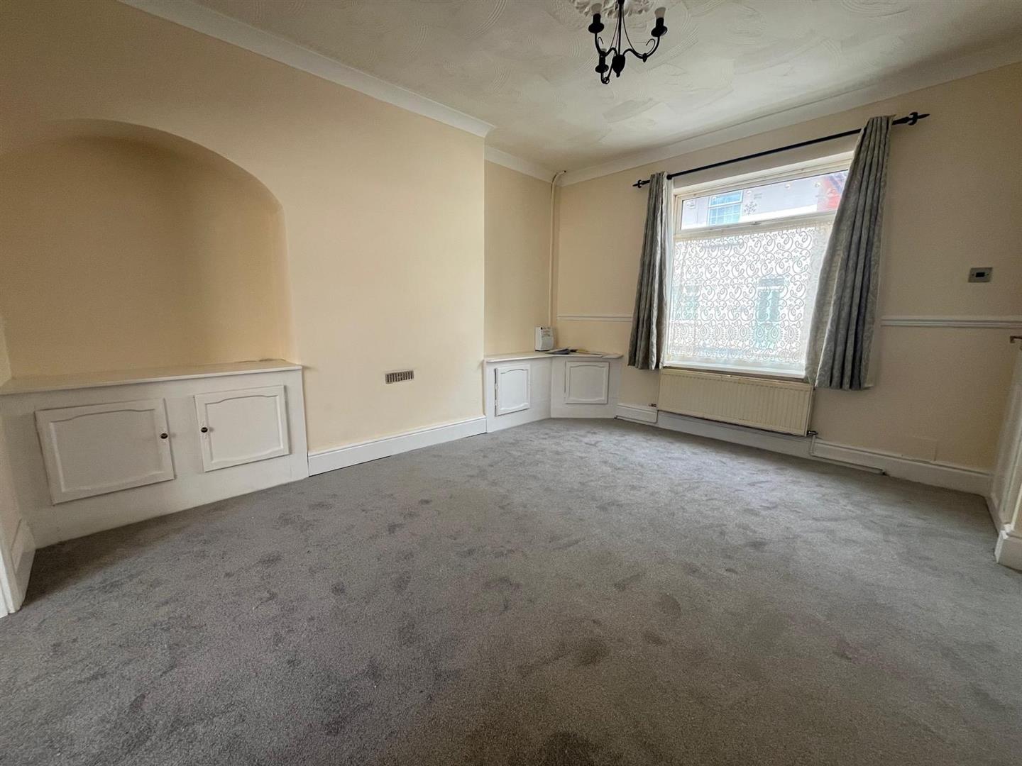 15, Beech Grove, Bentley, DN5 0DG