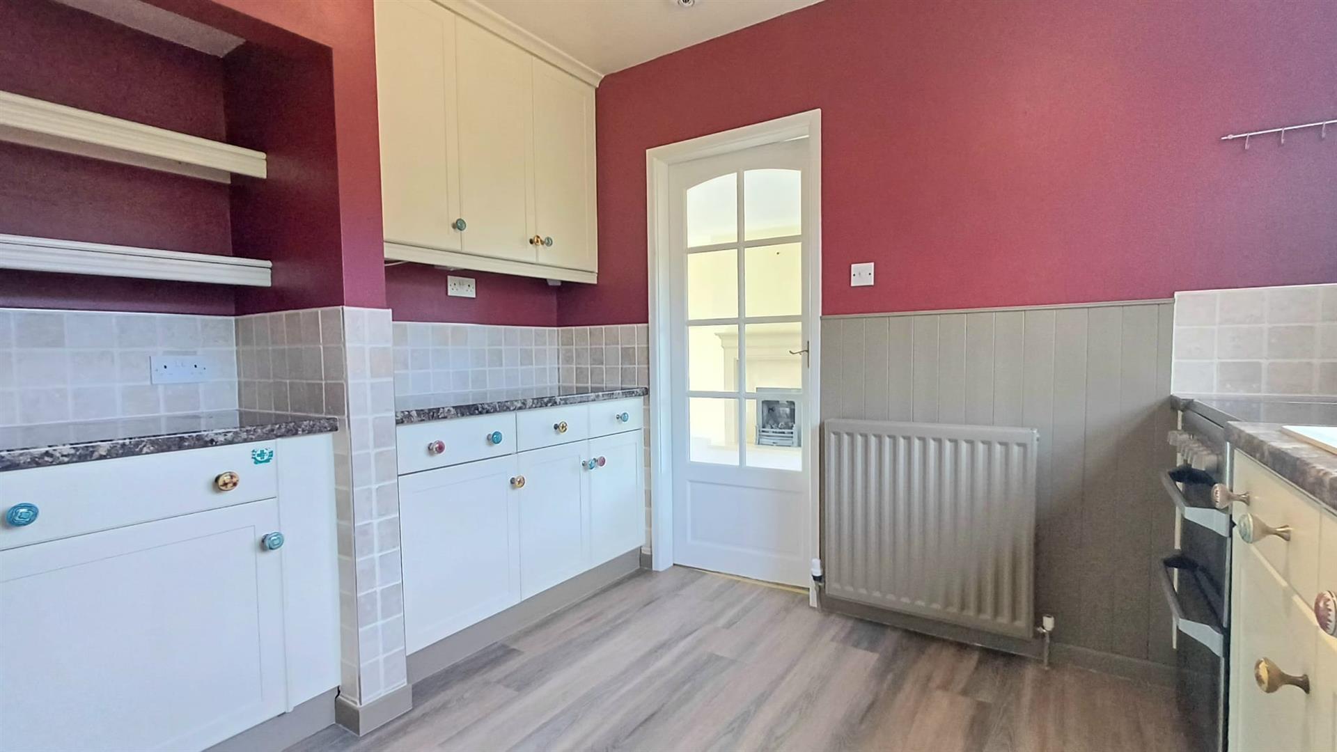 16, Lancaster Crescent, Tickhill, Doncaster, DN11 9PX