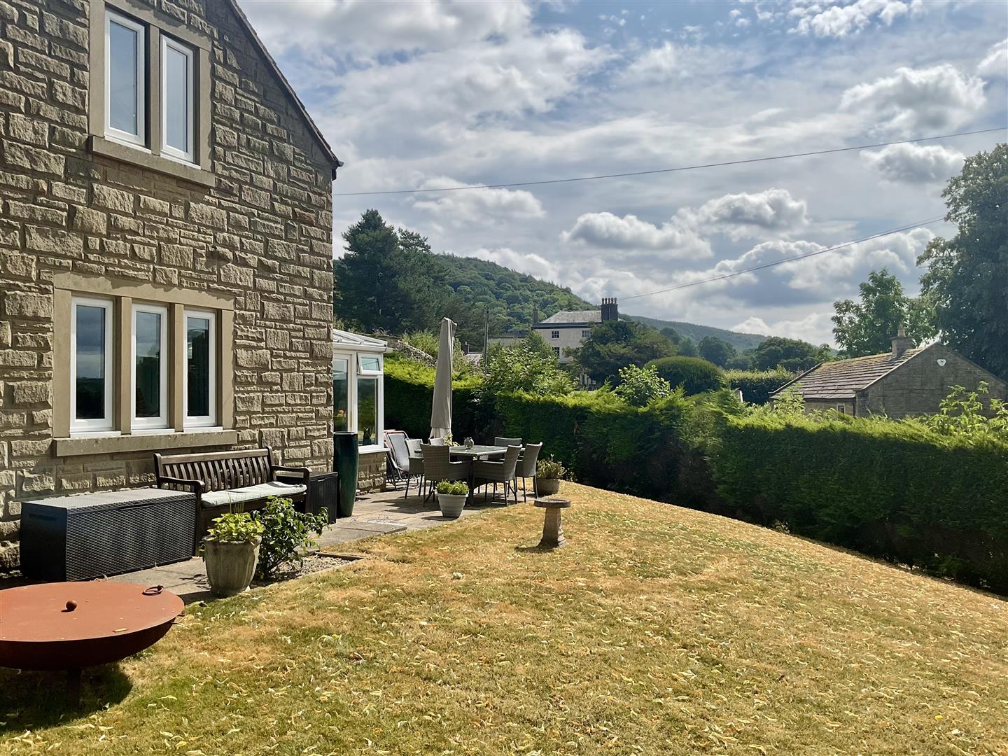 The Garden House, Coombs Road, Bakewell, DE45 1AQ