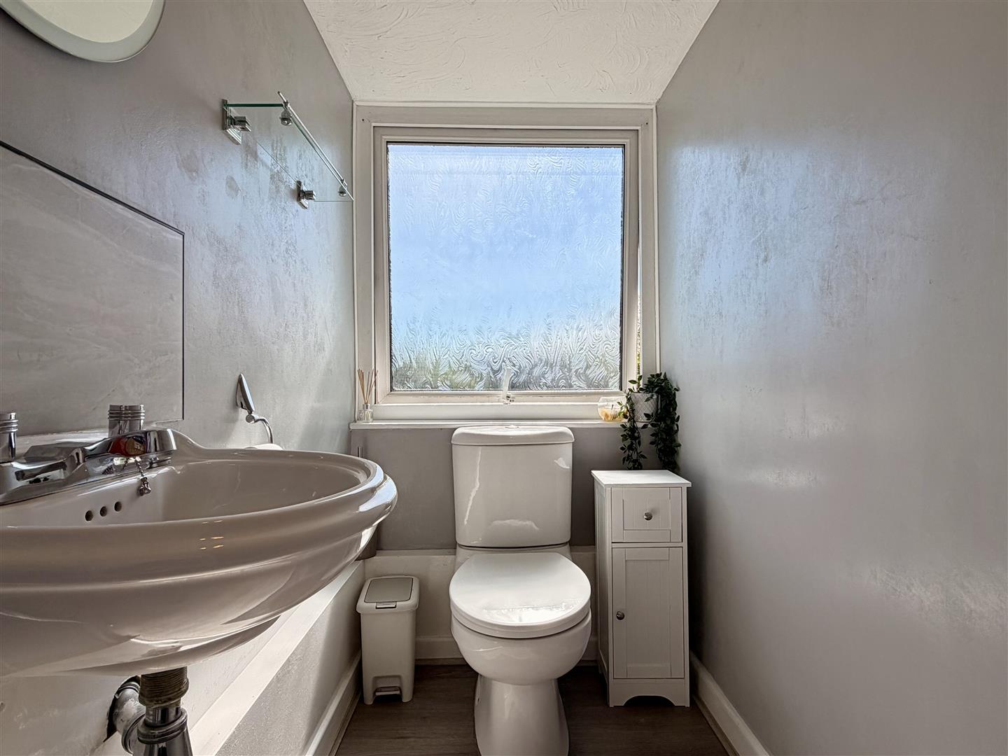 35, Devonshire Road, Dore, Sheffield, S17 3NT