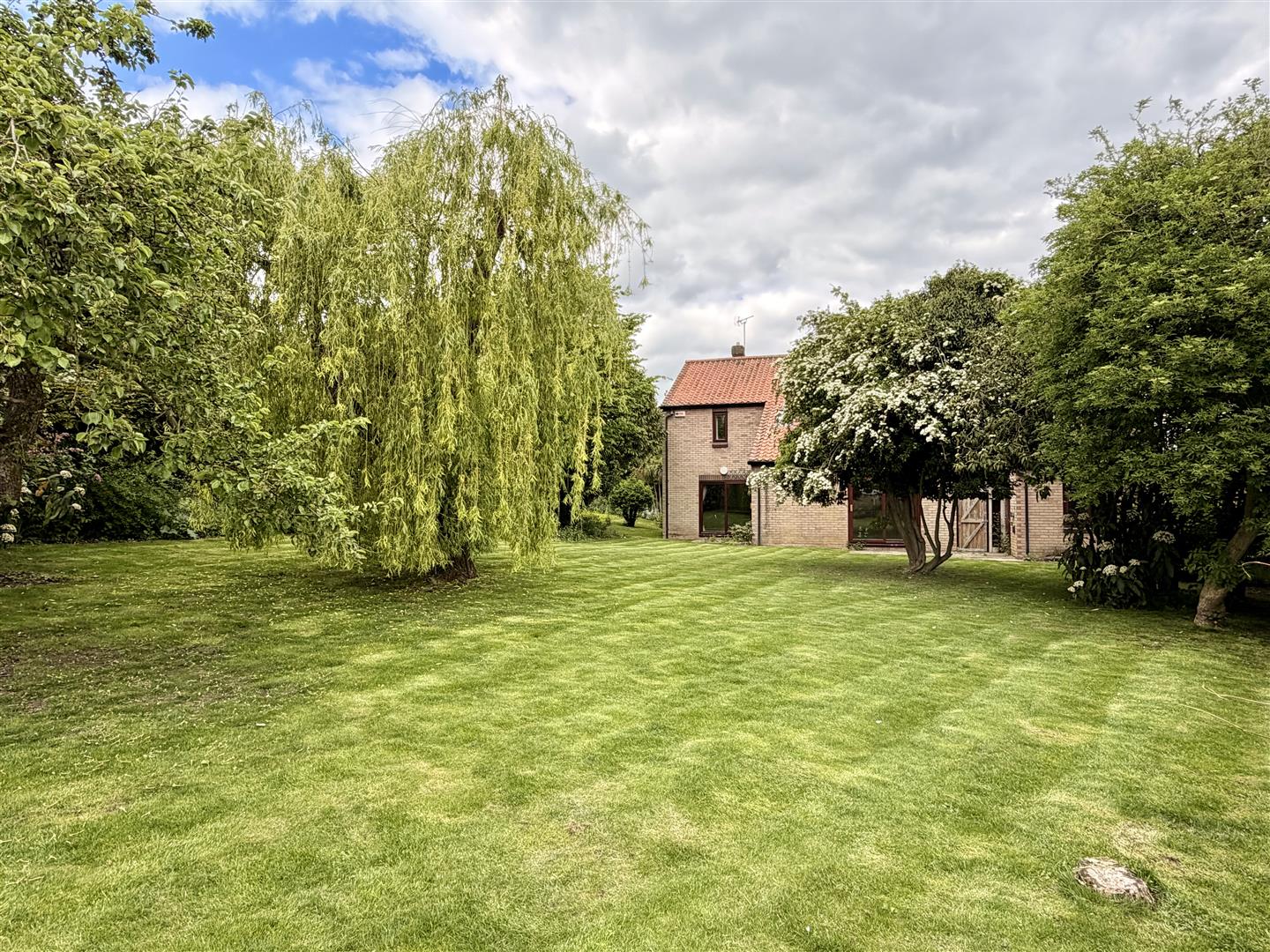 The Vicarage, Vicarage Drive, Wadworth, Doncaster, DN11 9AN