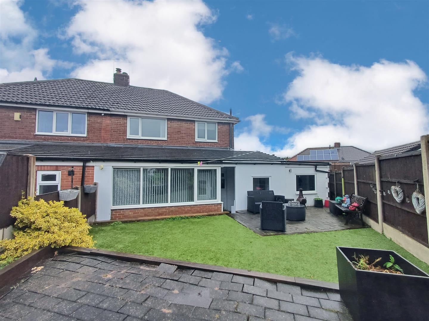 2, Austen Drive, Bramley, Rotherham, S66 2UF