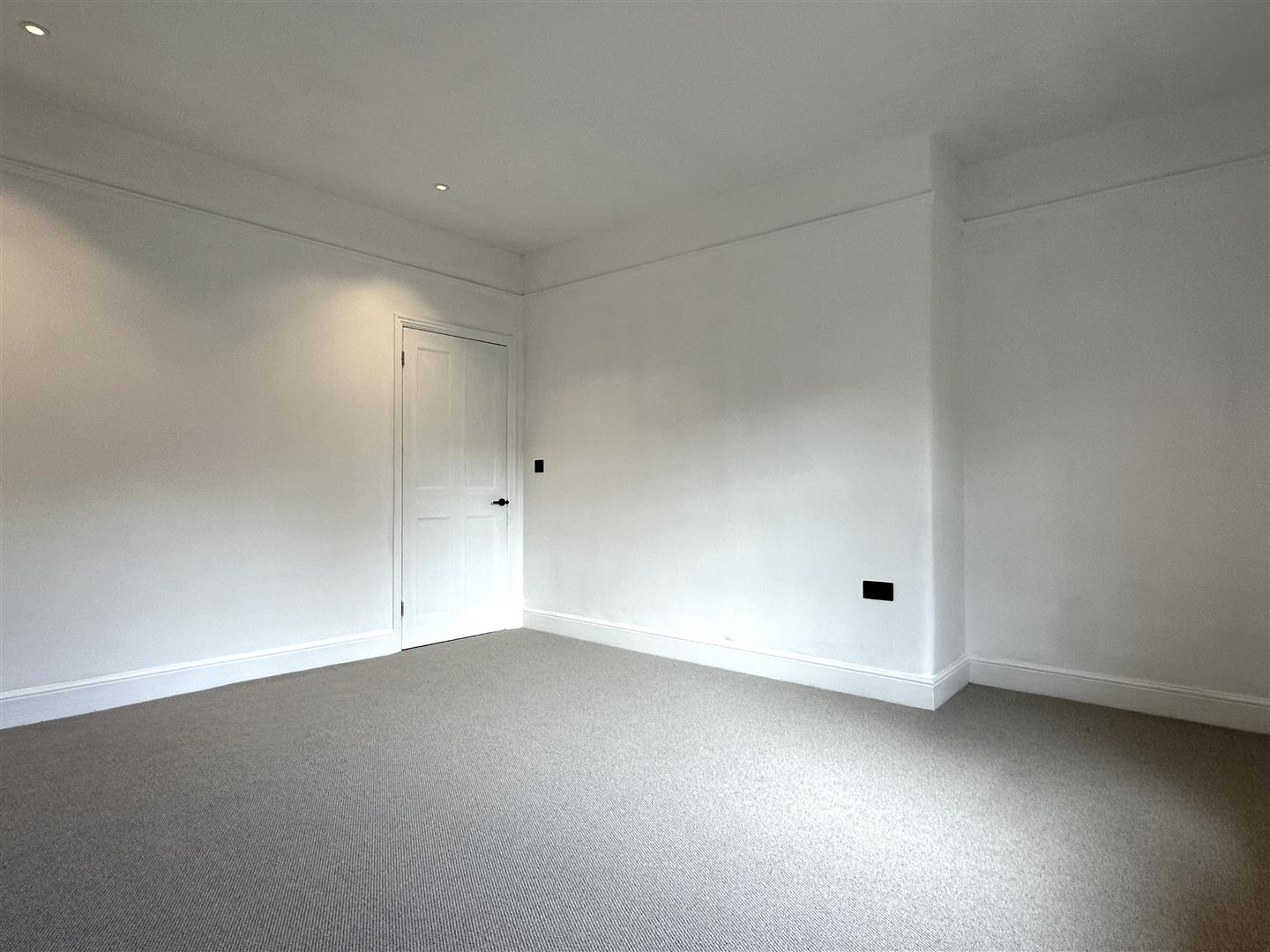 1 Pickford Villas, Monyash Road, Bakewell, DE45 1FG